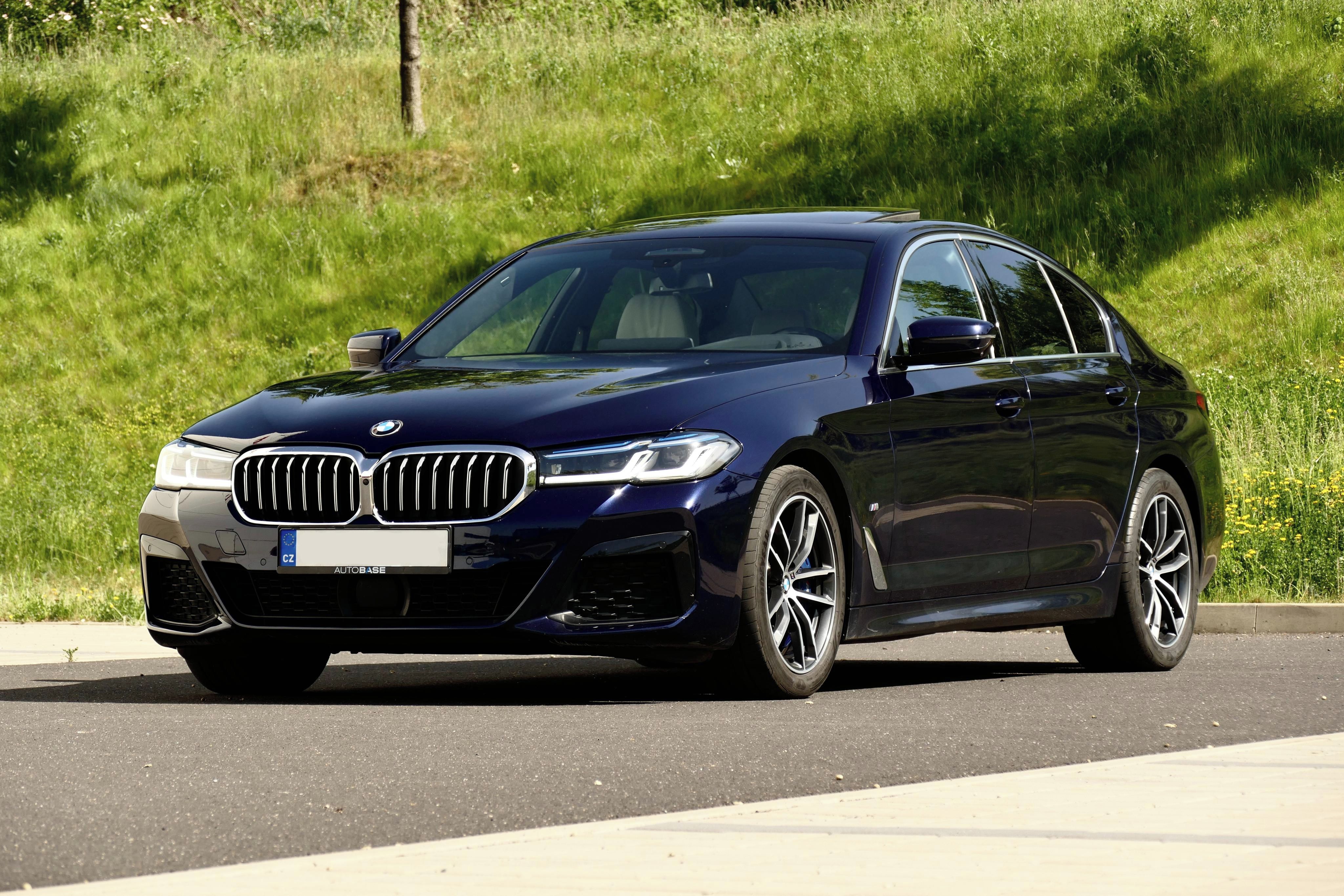BMW Řada 5, 530D xDrive - LCI*Laser*H/K - fotka 3
