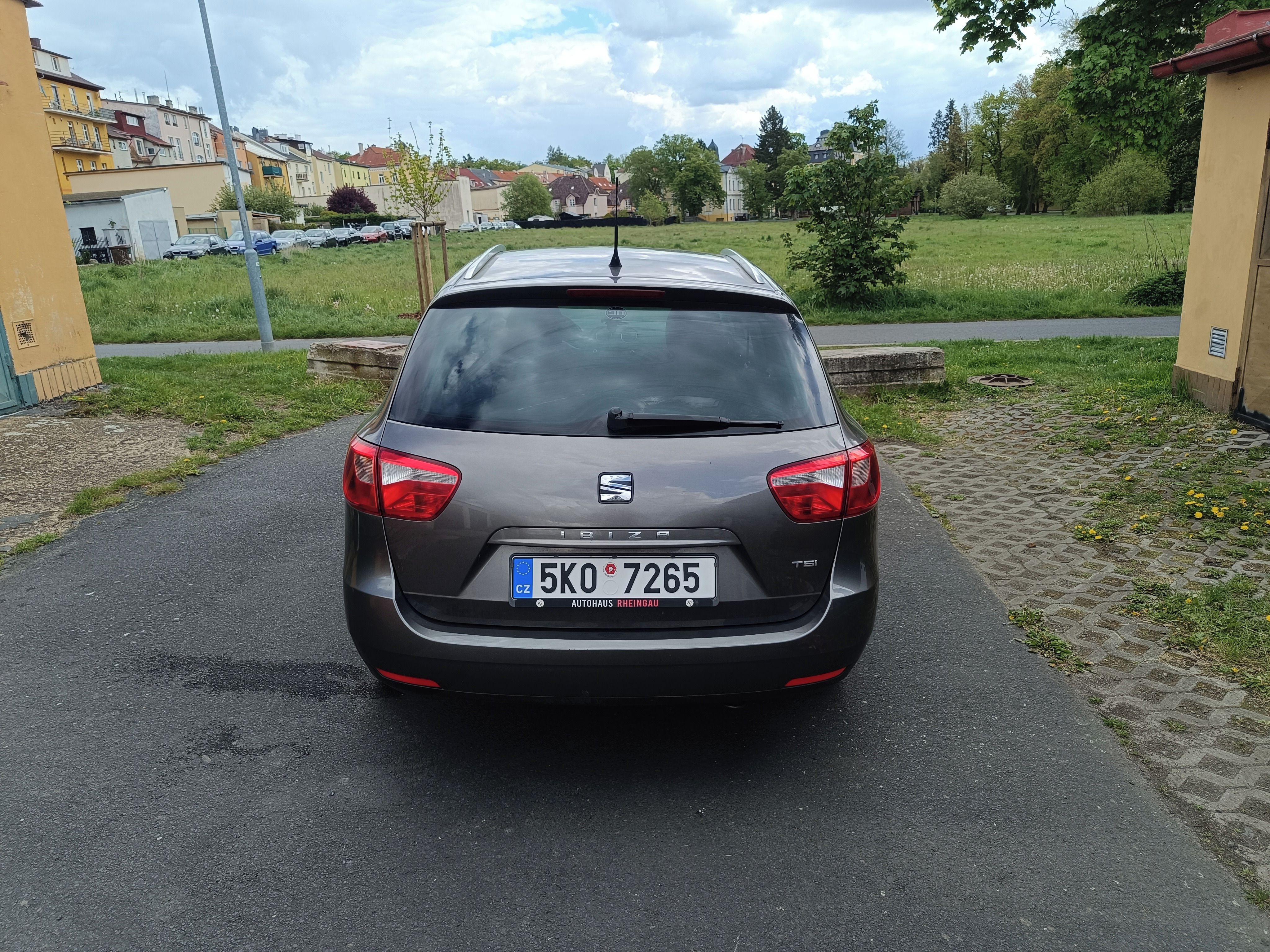 Seat Ibiza, 1.2 TSI 77 KW - fotka 3