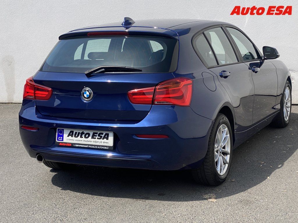 BMW Řada 1, 2.0d 118d - fotka 4