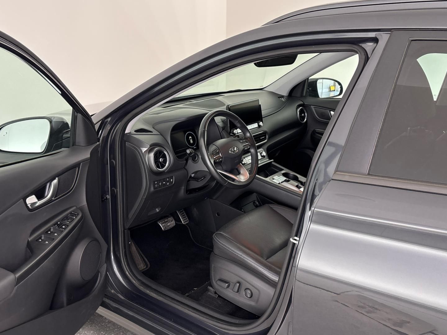 Hyundai Kona, 0.0 elektro / 150 kW 64kWh - fotka 6