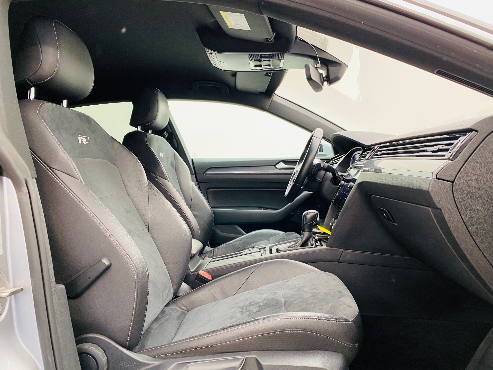 Volkswagen Arteon, R-LINE 2,0 TDI 140kW 7DSG - fotka 6