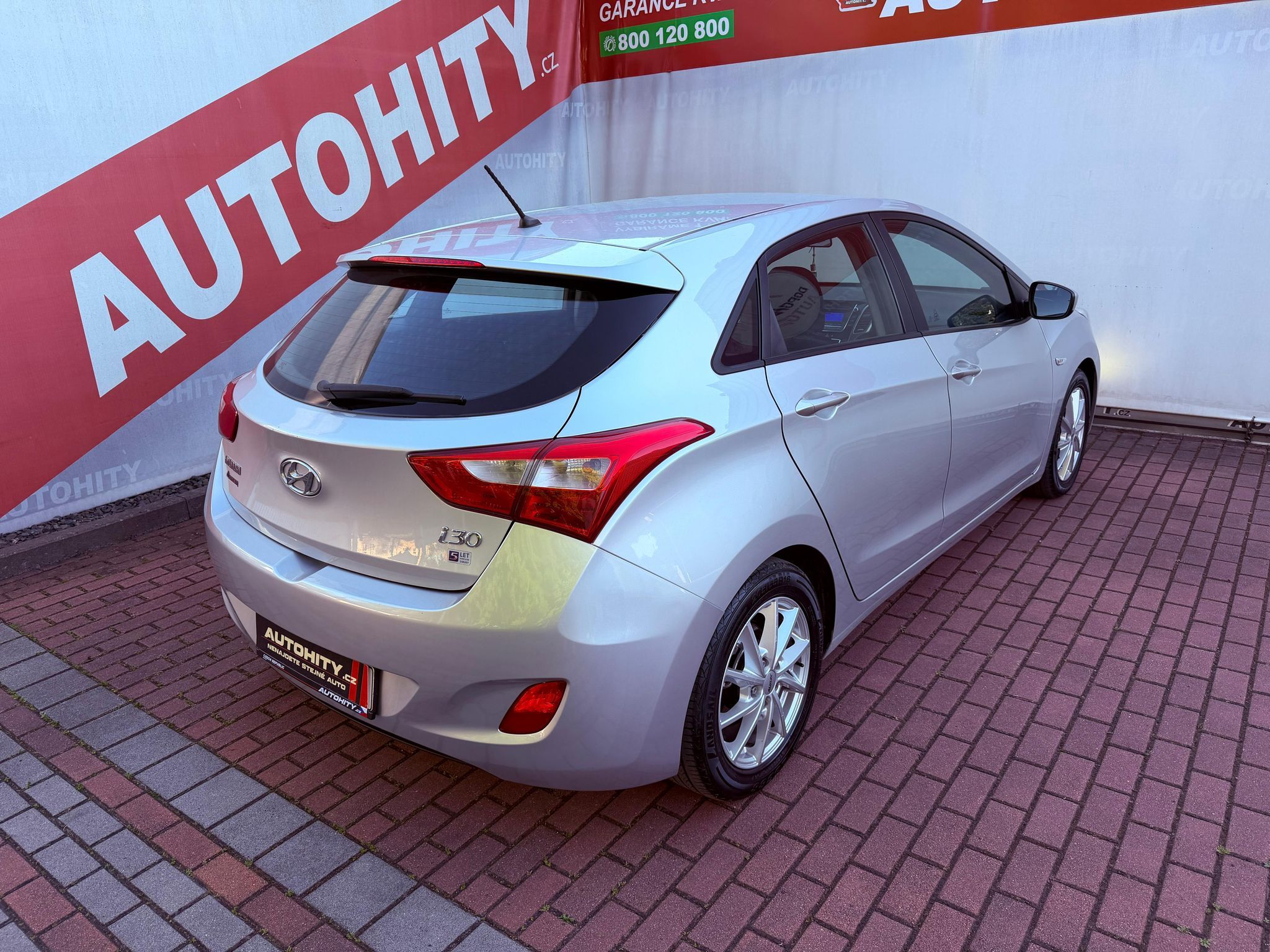 Hyundai i30, 1.4 CVVT Trikolor, ČR - fotka 6