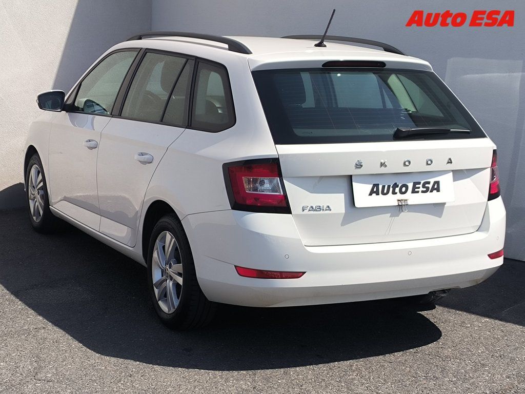 Škoda Fabia, 1.0 TSi - fotka 6