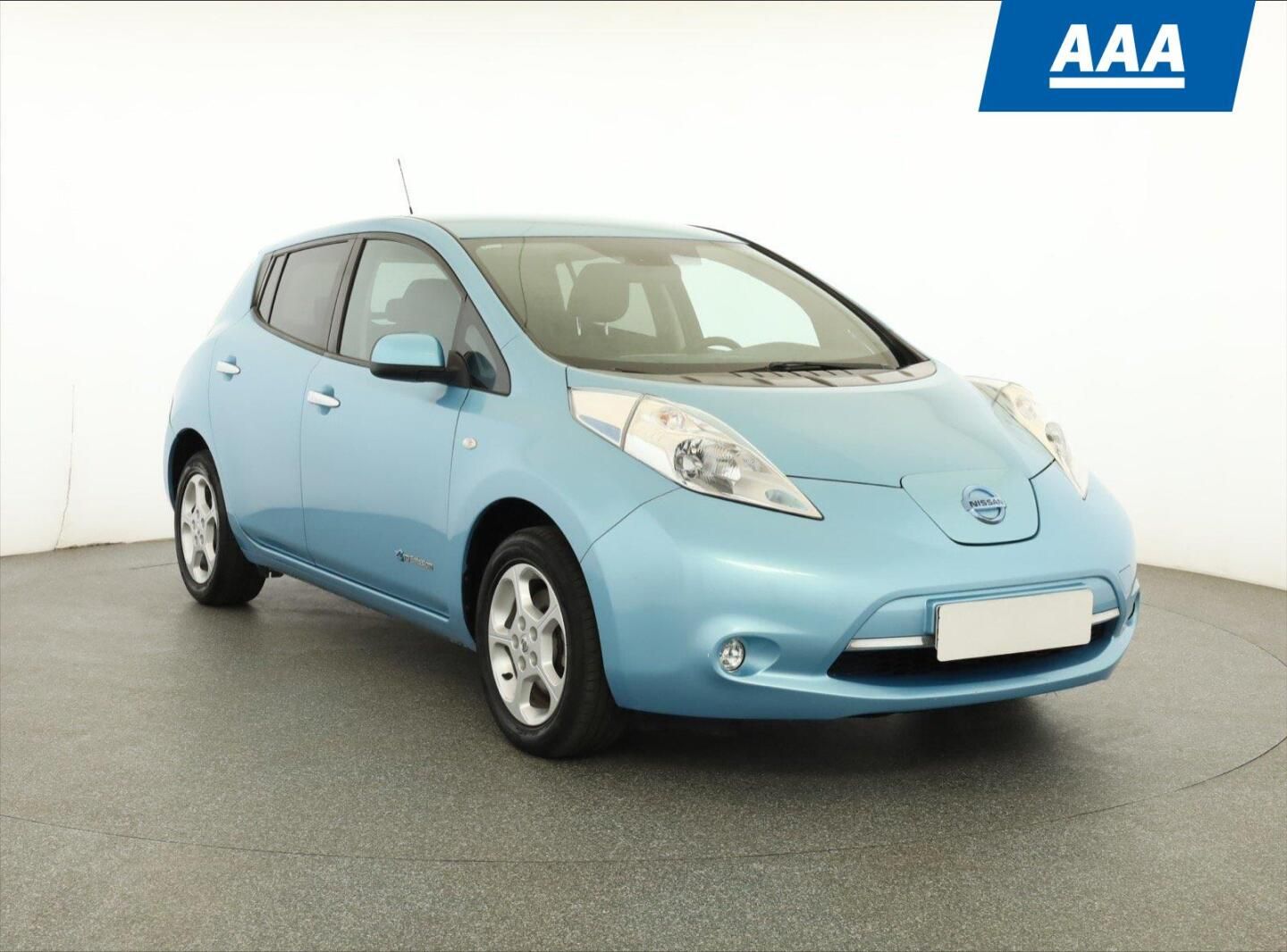 Nissan LEAF, 30 kWh, SoH 77%, Automat
