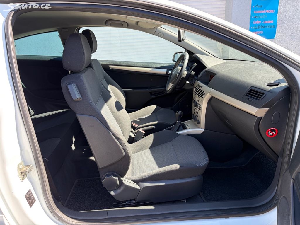 Opel Astra, 1,4 GTC, PĚKNÝ STAV