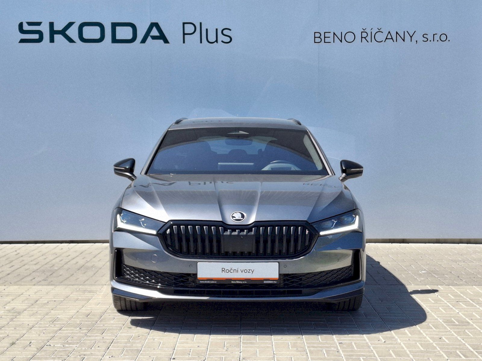 Škoda Superb, Combi iV SportLine DSG 1,5TSi - fotka 4