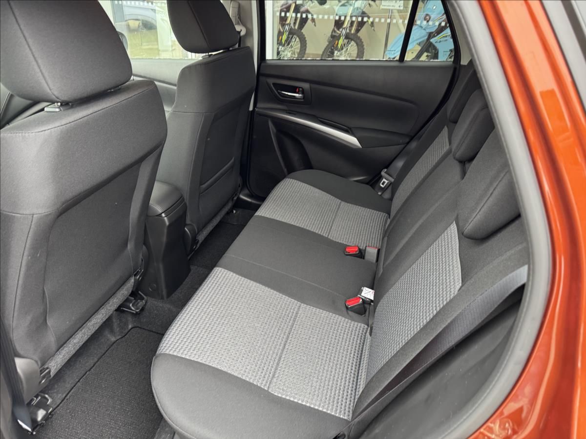 Suzuki S-Cross, 1,4 Premium AllGrip - fotka 4