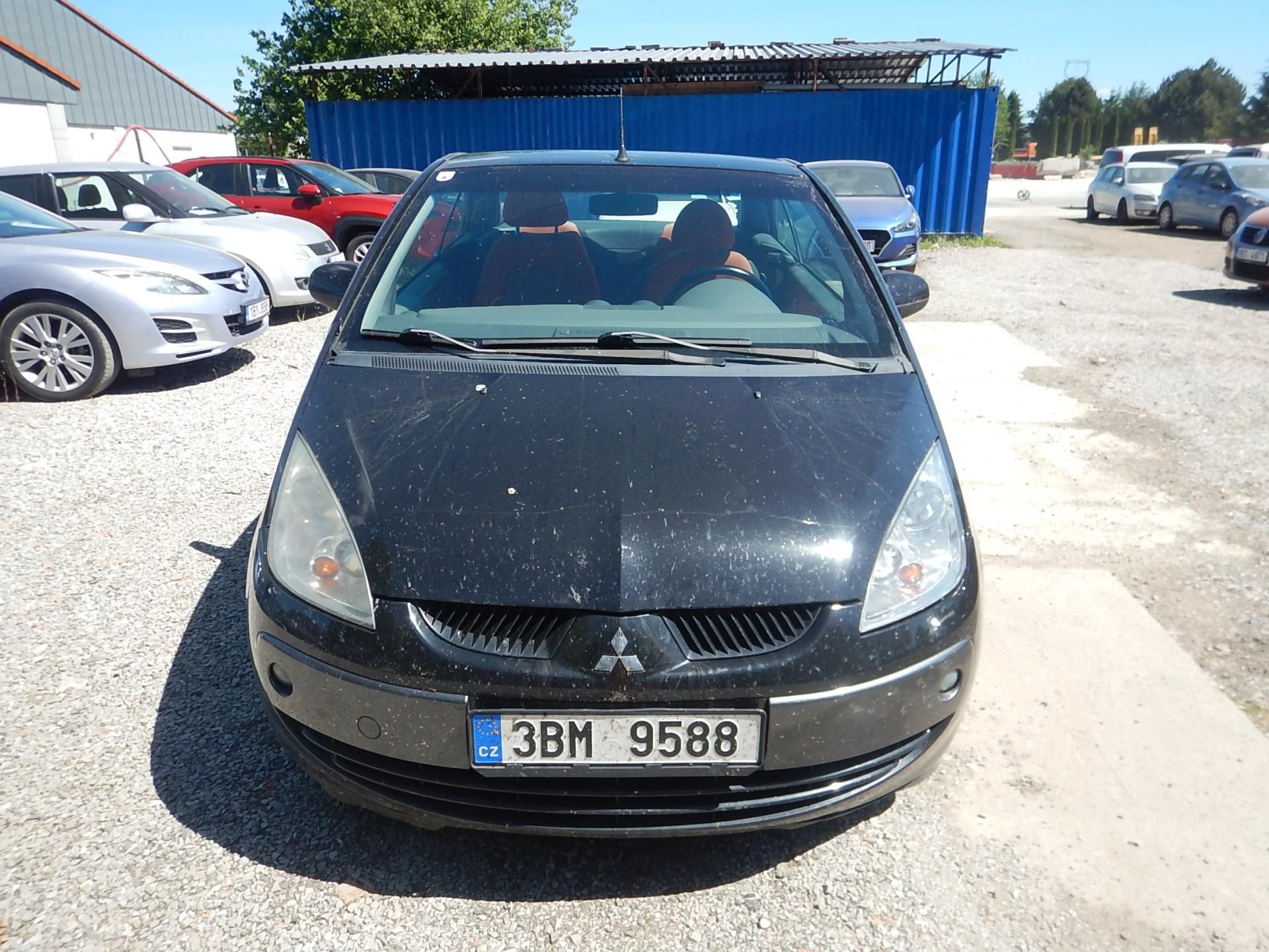 Mitsubishi Colt, 1.5 i 80kw střecha nejde - fotka 4