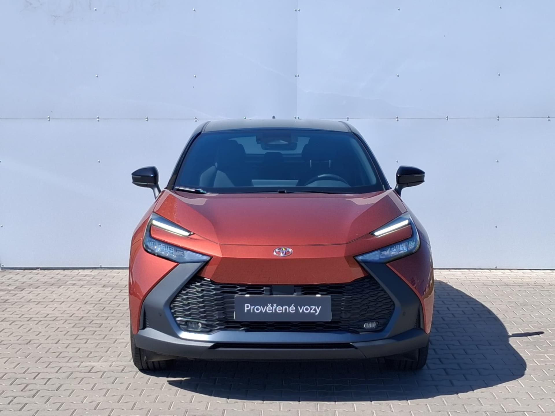 Toyota C-HR, 2,0 PHEV E-CVT Style - fotka 4