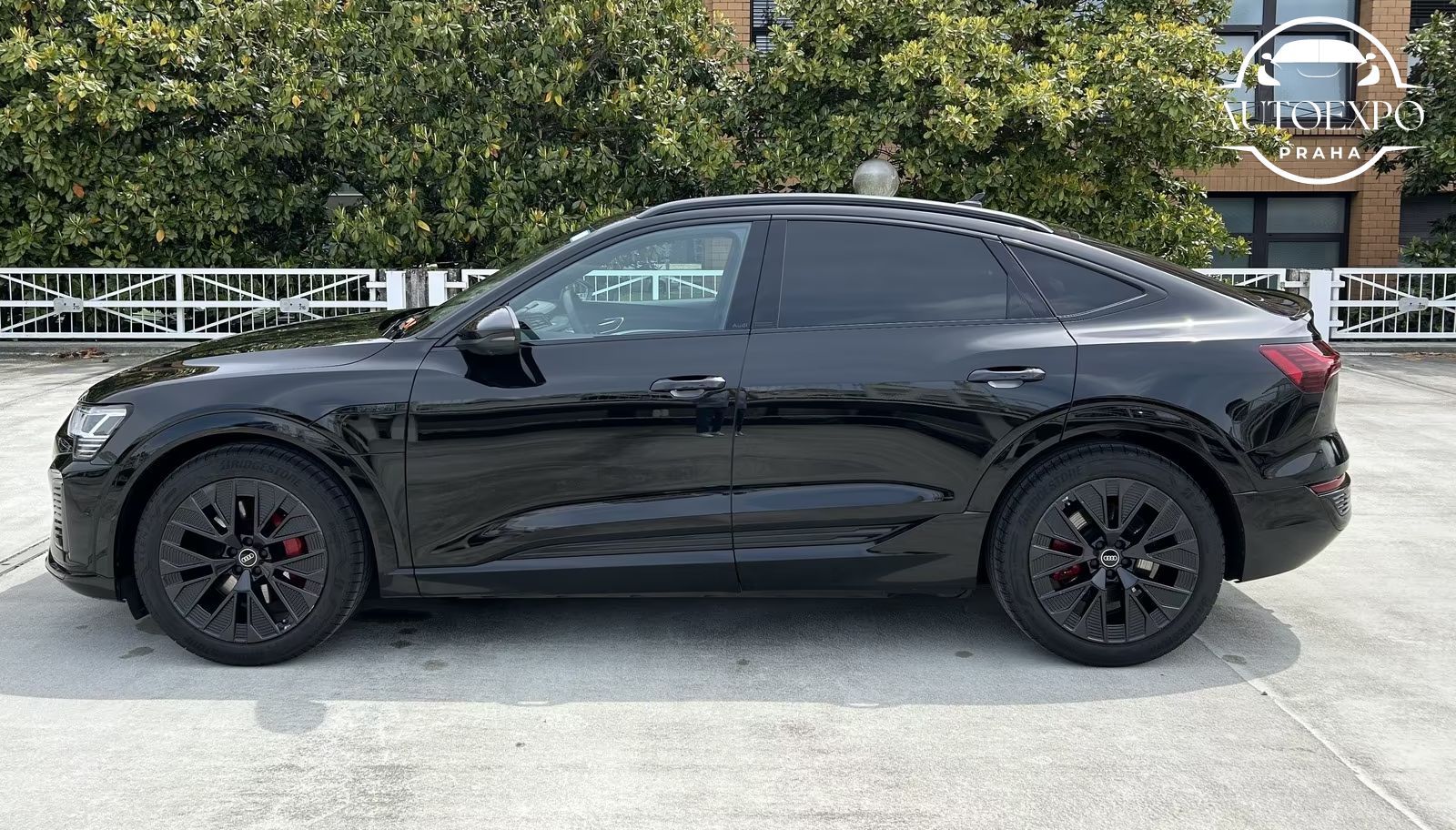Audi Q8, Sportback e-tron 55 quattro - fotka 2