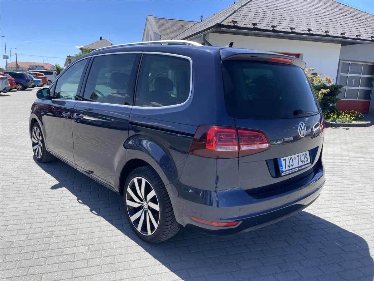 Volkswagen Sharan, 2,0 TDi 135kw DSG 7míst Highli - fotka 3