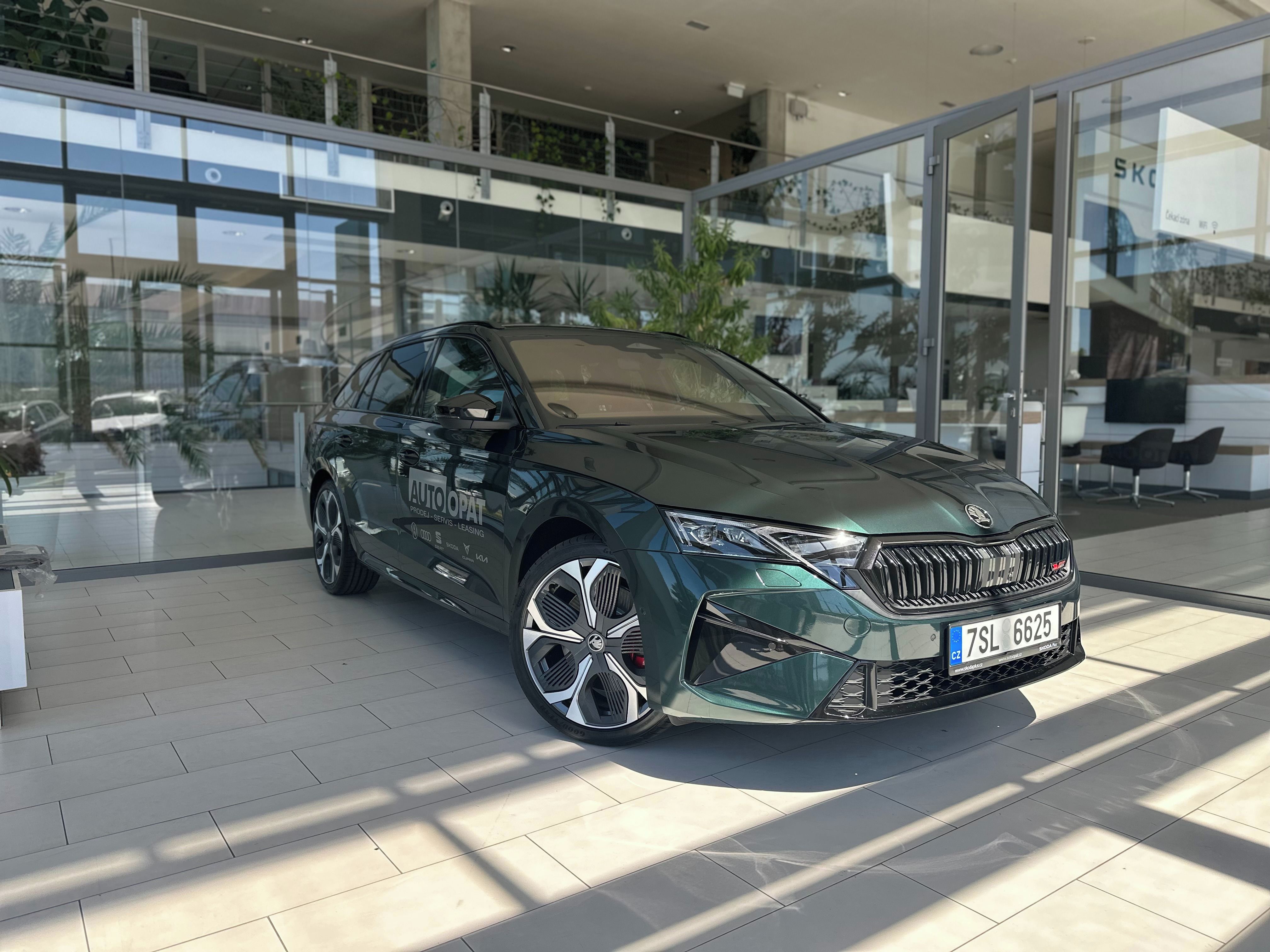 Škoda Octavia, RS 2,0 TSI 195 kW