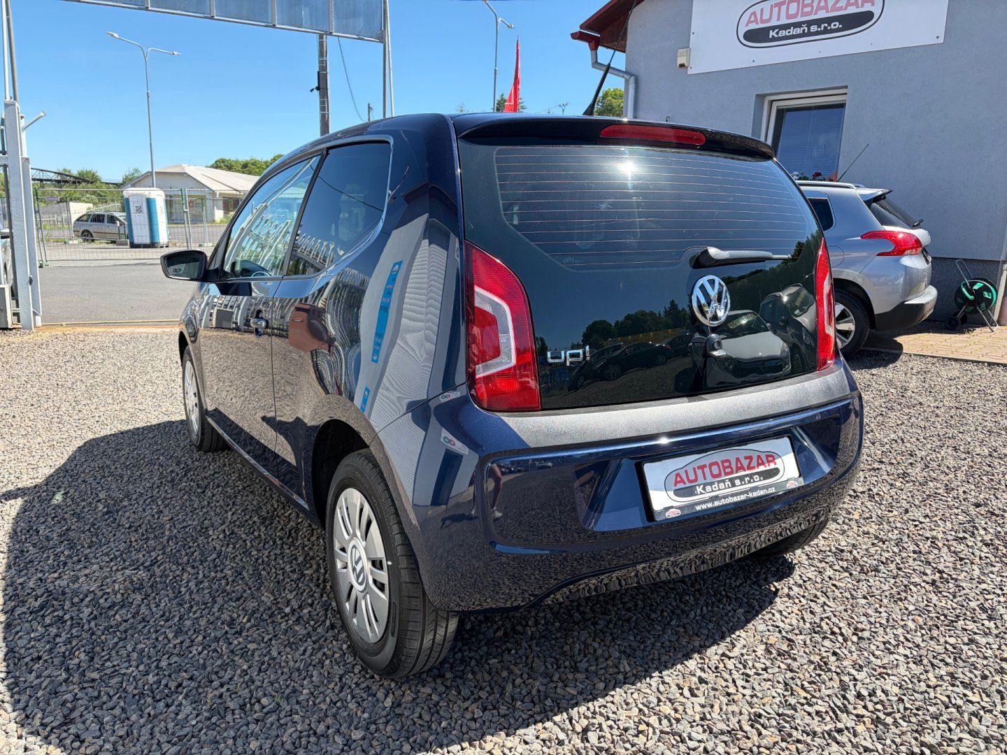 Volkswagen Up!, 1,0 AUTOMAT. AC,INVERZNÍ PEDÁL - fotka 3