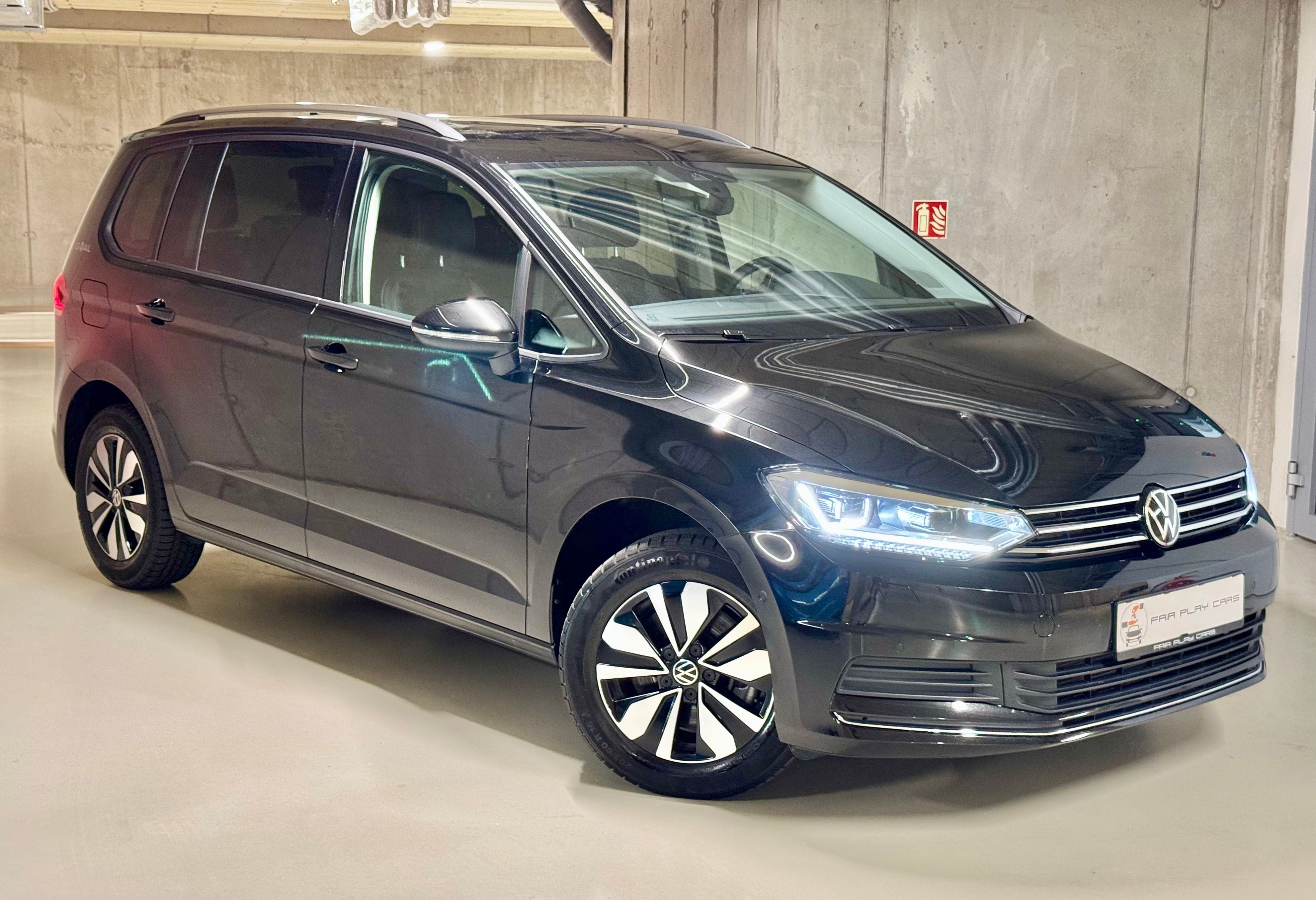Volkswagen Touran, 1.5 TSI - 7 MÍST/TAŽNÉ/MATRIX - fotka 3
