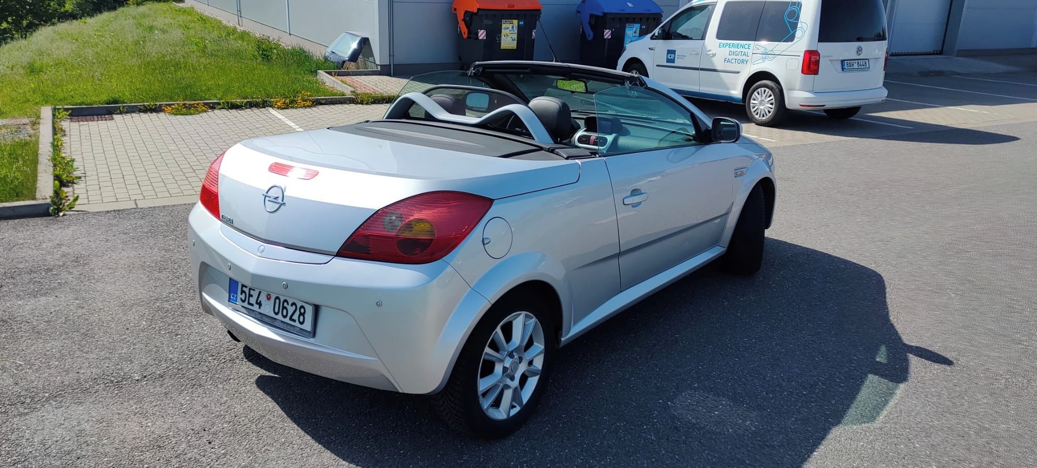 Opel Tigra, TIGRA 1.4 16V (AC) - fotka 6