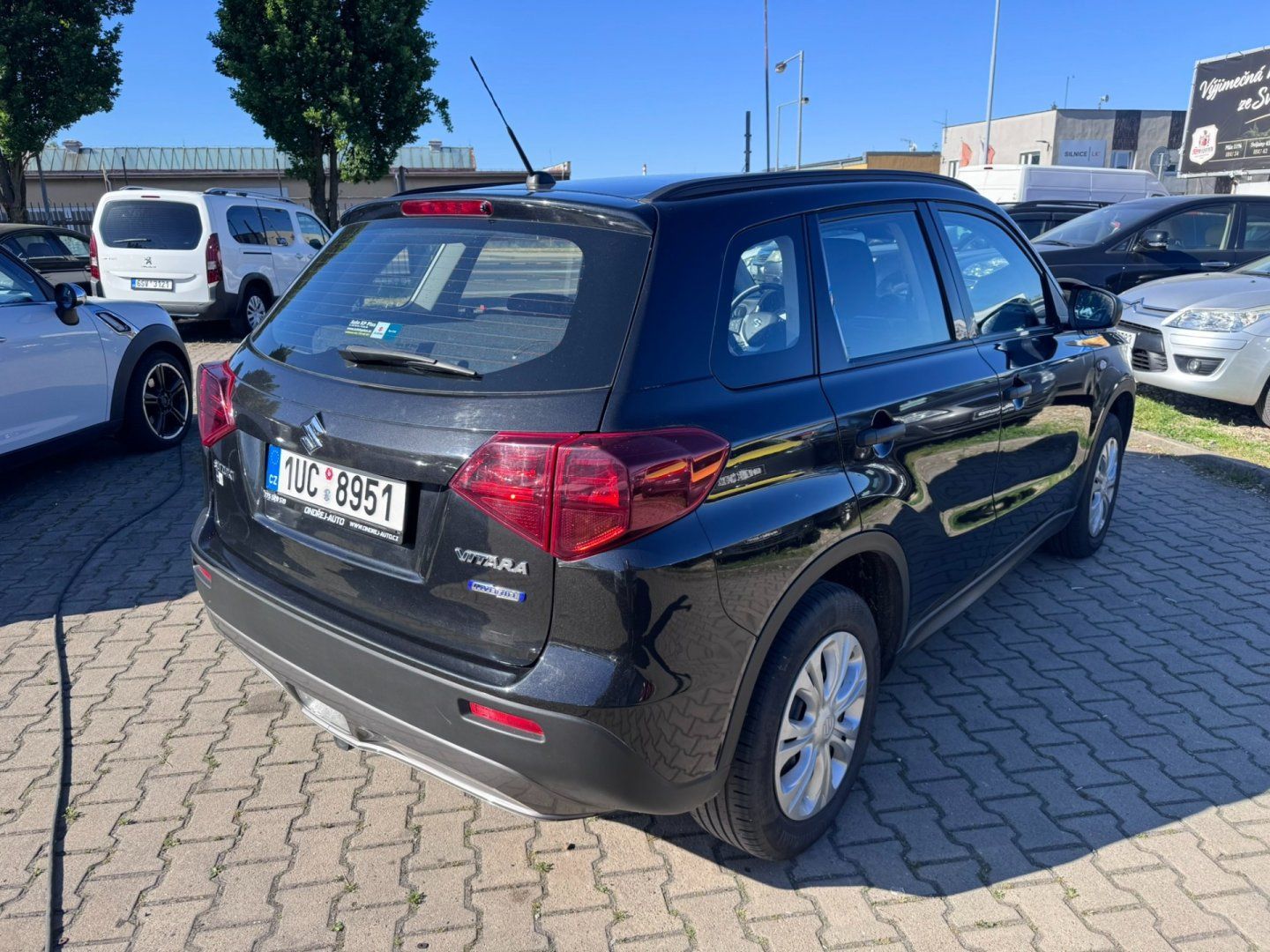 Suzuki Vitara, 1,4i 95 KW HYBRID TAŽNÉ 1. MAJ - fotka 6