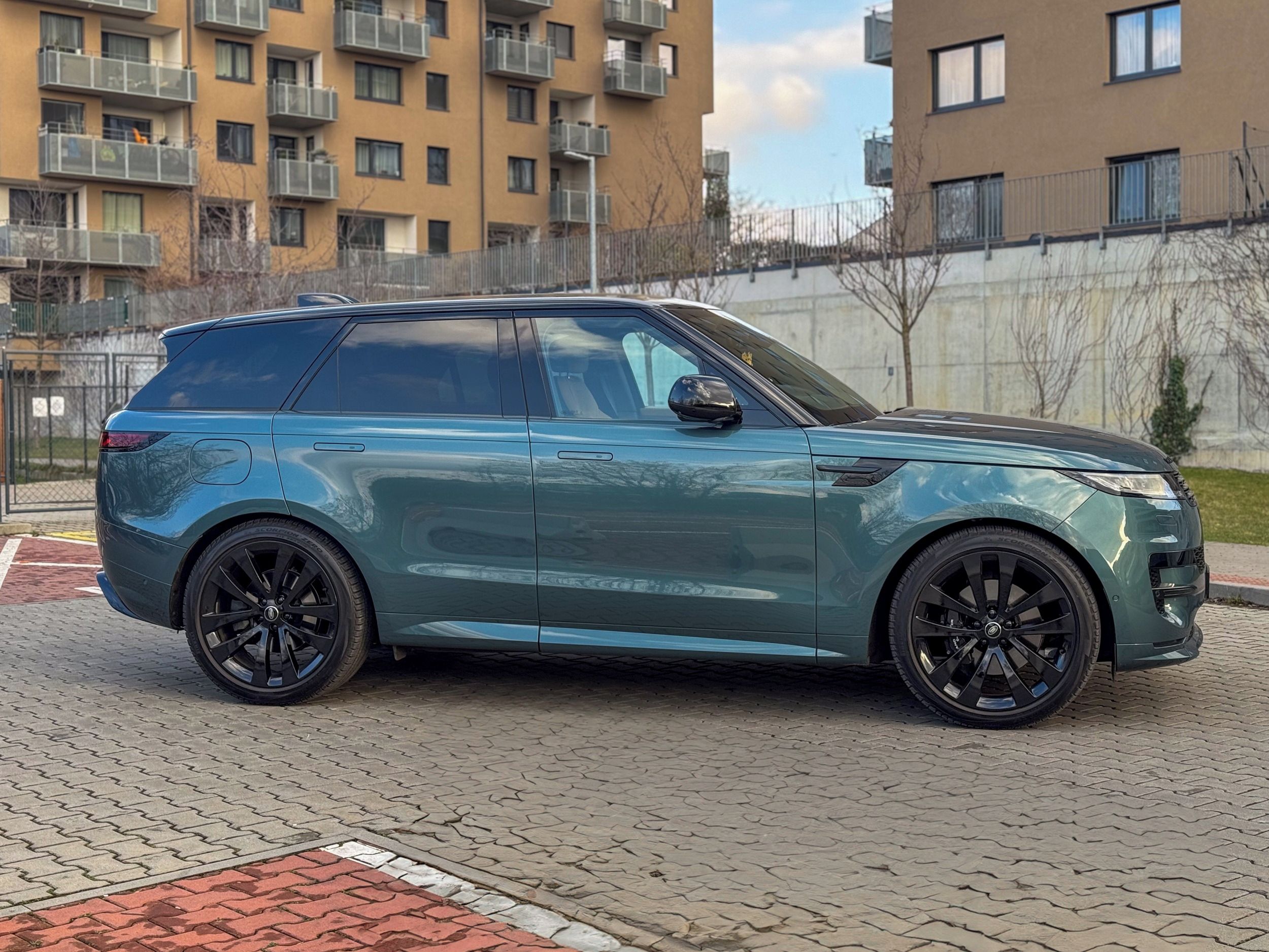 Land Rover Range Rover Sport - fotka 3