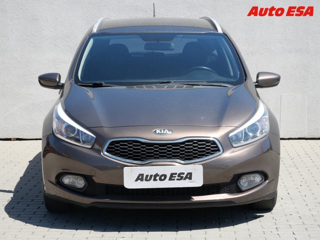 Kia Cee´d, 1.6CRDI - fotka 2