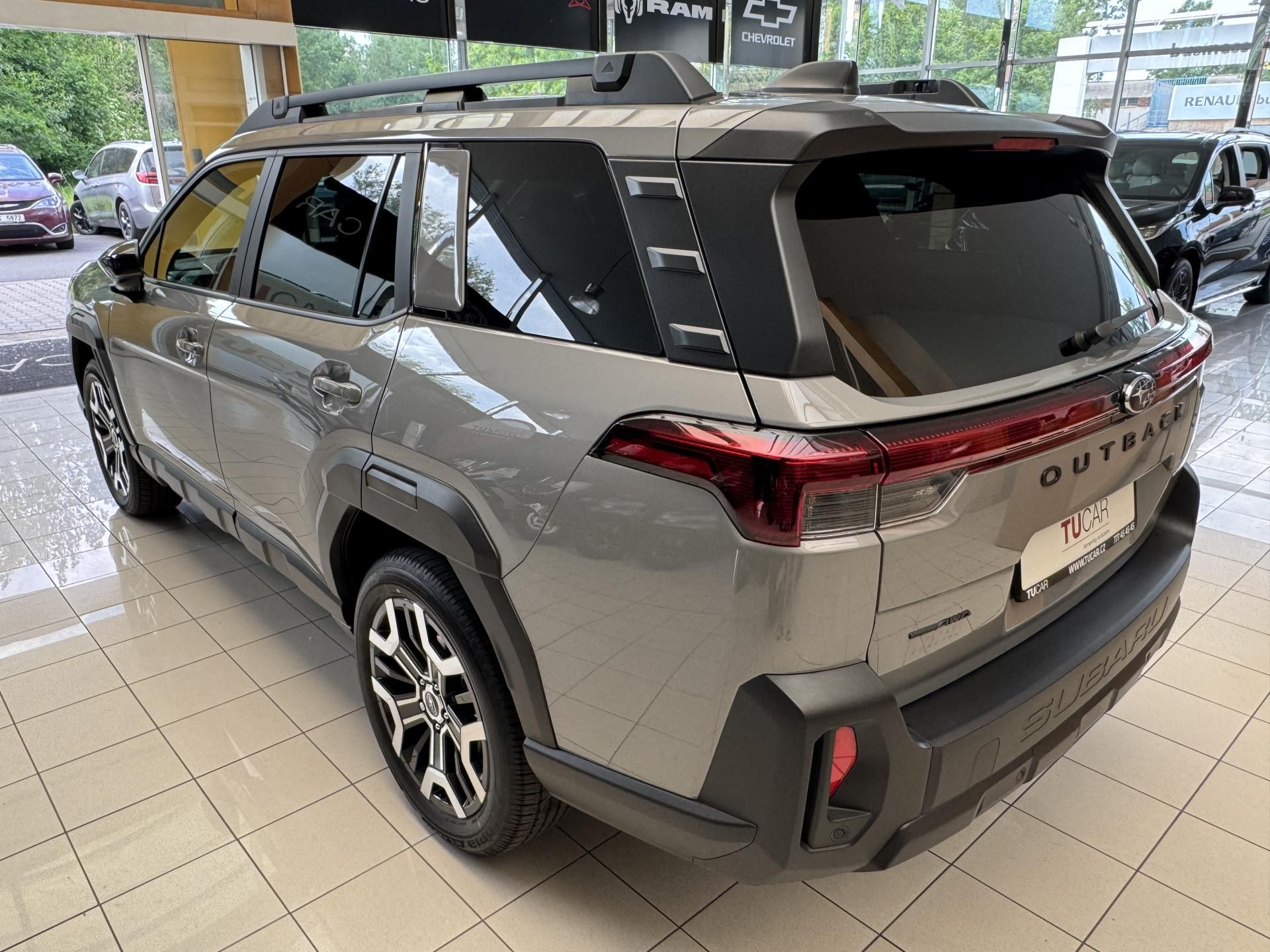 Subaru Outback, 2,4T Premier XT - fotka 3