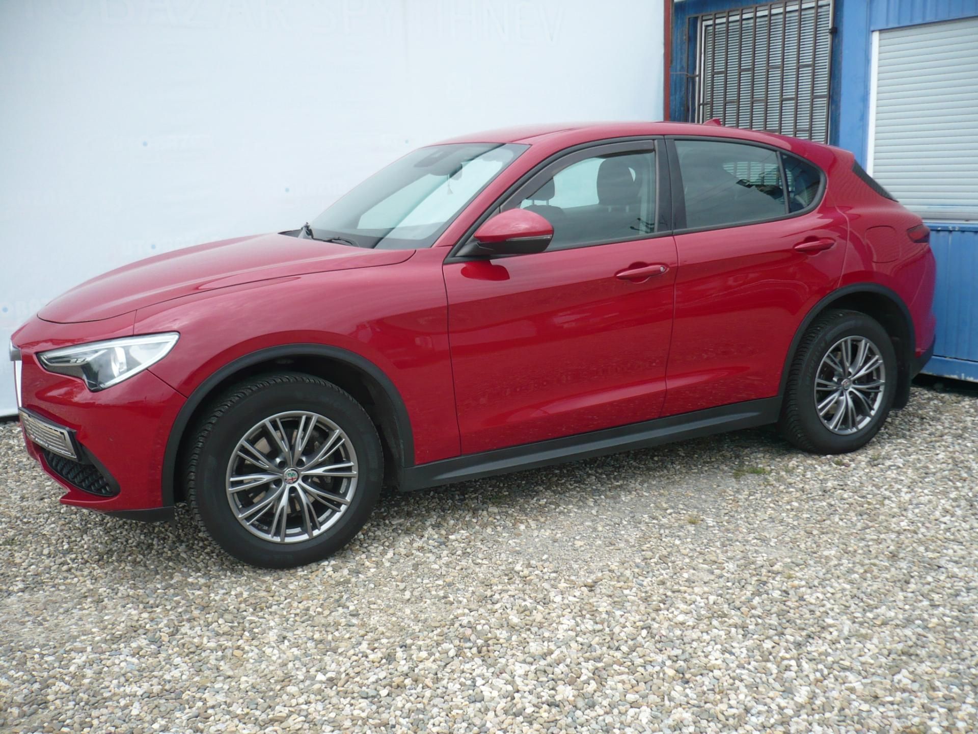 Alfa Romeo Stelvio, 2.0T Q4 Kamera Klima - fotka 3