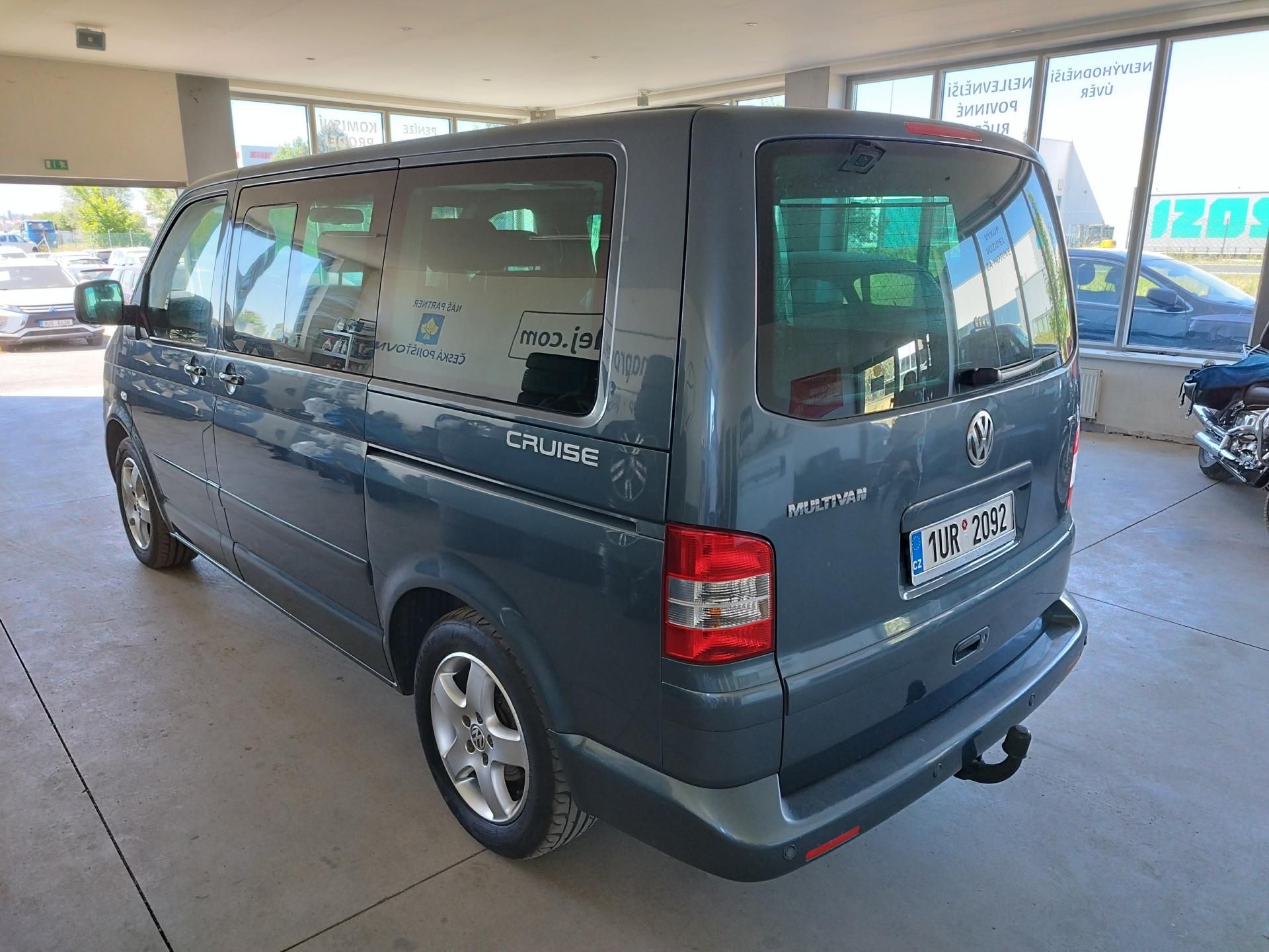 Volkswagen Multivan, TDI,96KW,7MÍST,ALU,TAŽNÝ - fotka 4
