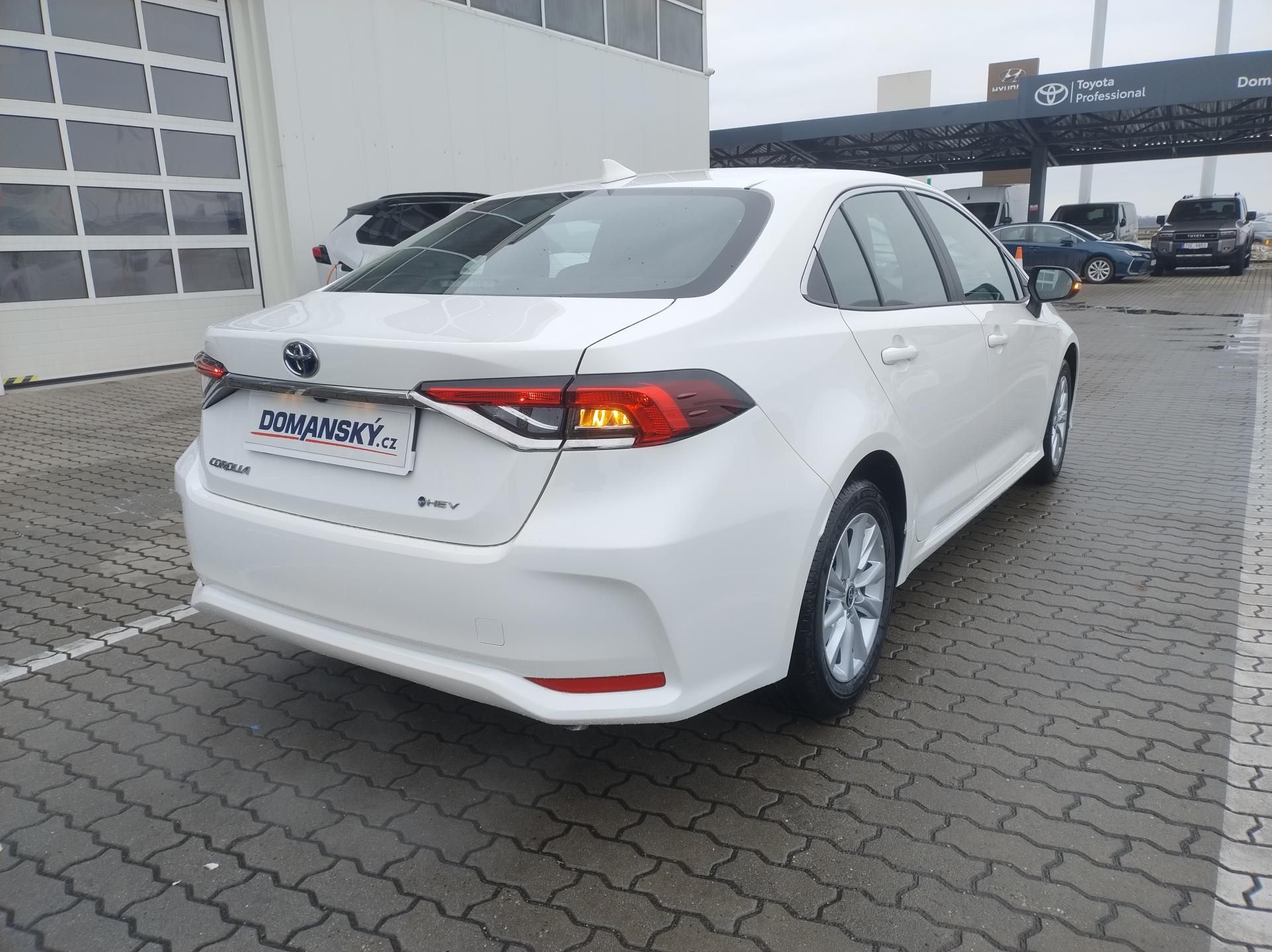 Toyota Corolla, SD 1.8 FHEV Comfort - fotka 4