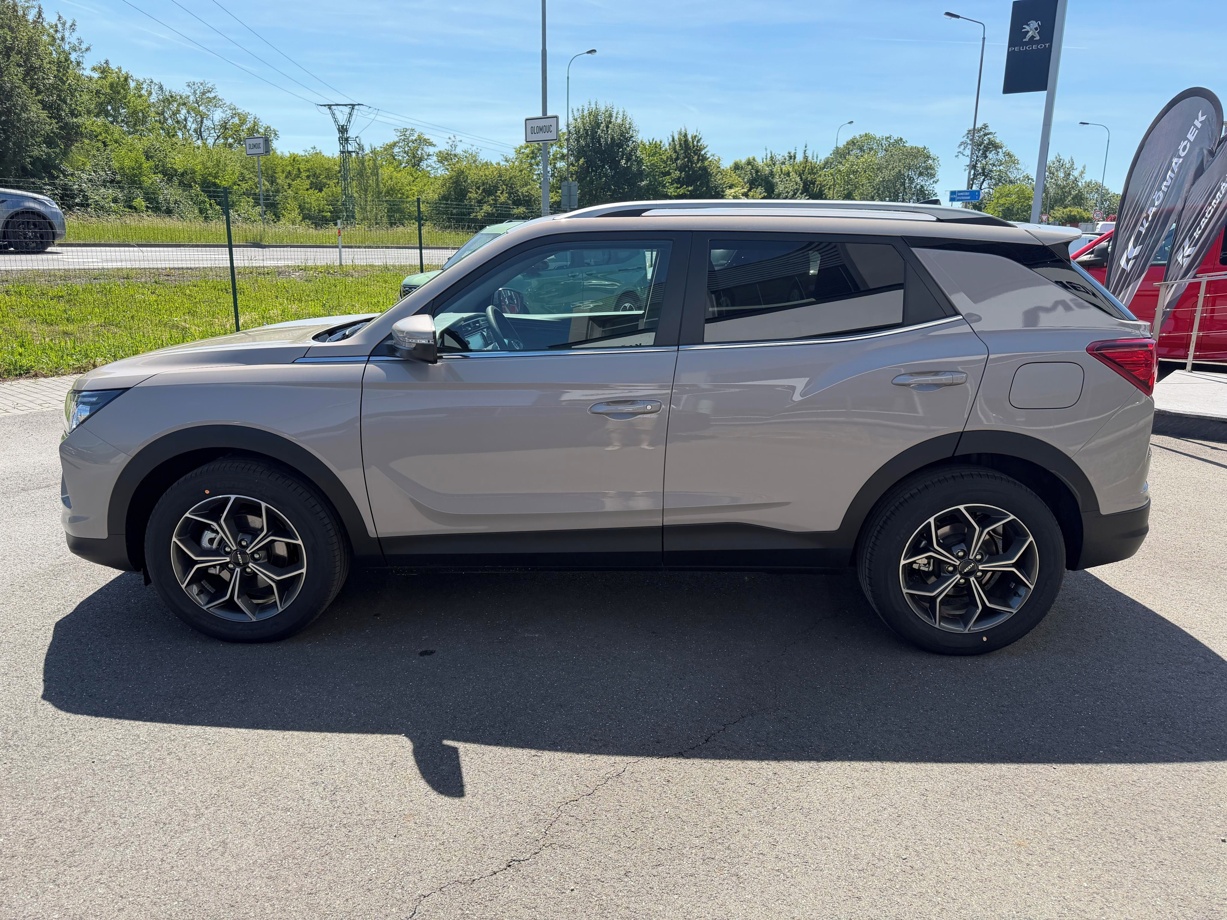 KGM Korando - fotka 6
