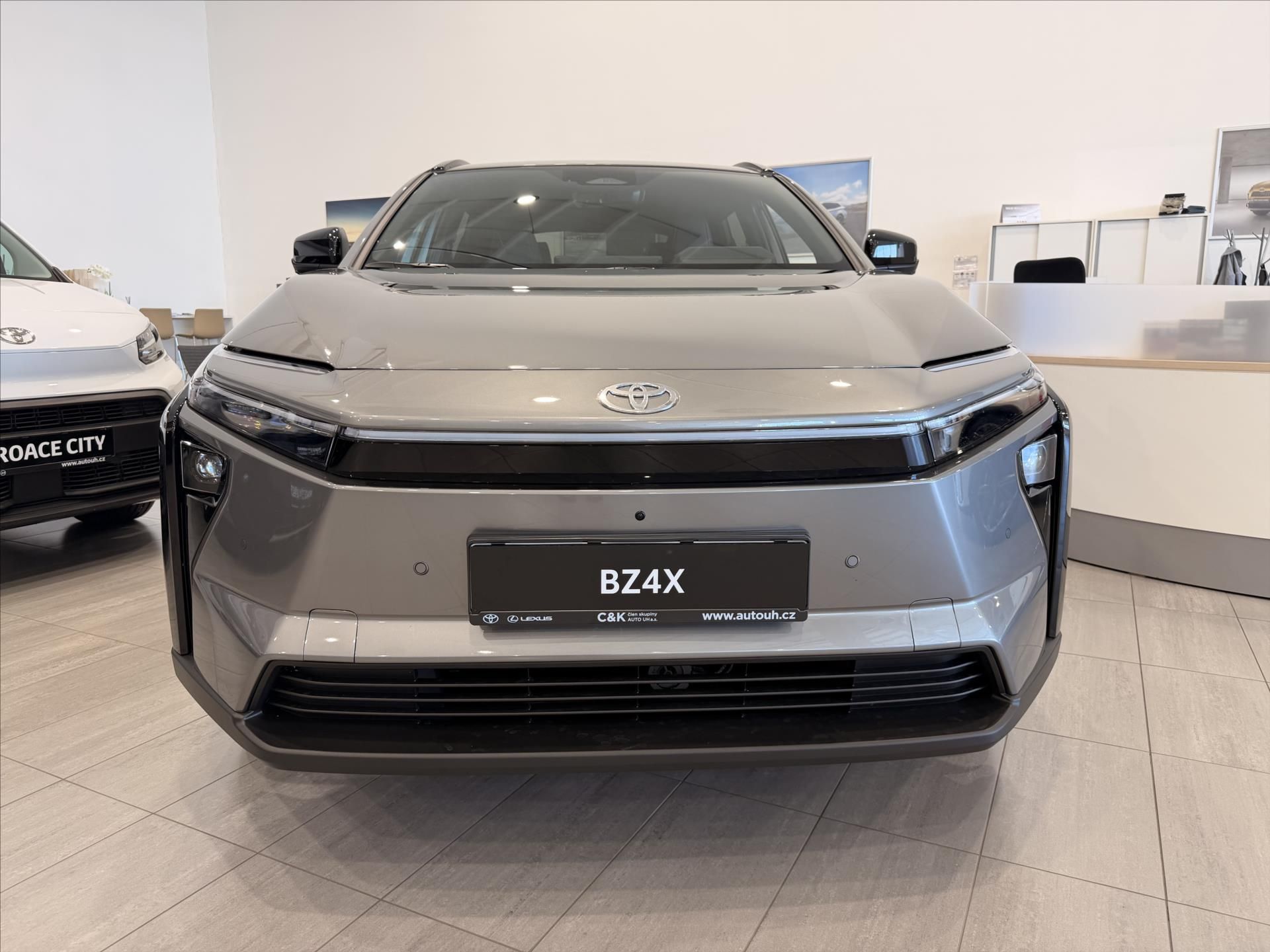Toyota bZ4X, Style FWD  BEV - fotka 6