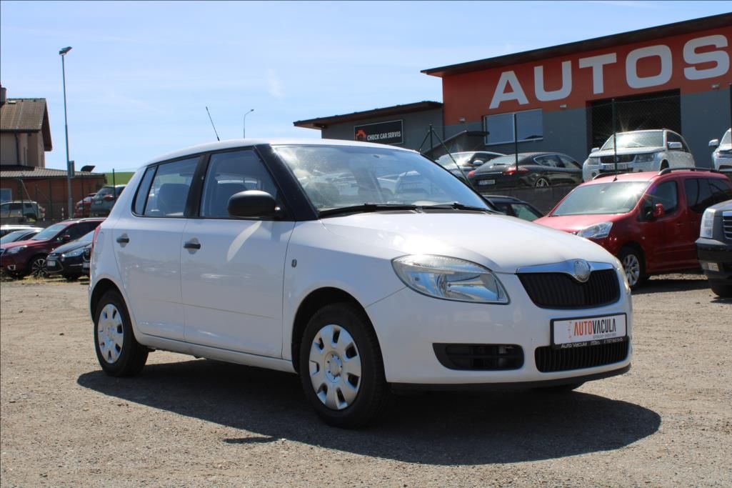 Škoda Fabia, 1,2 i  STK 5/2028, ČR - fotka 3
