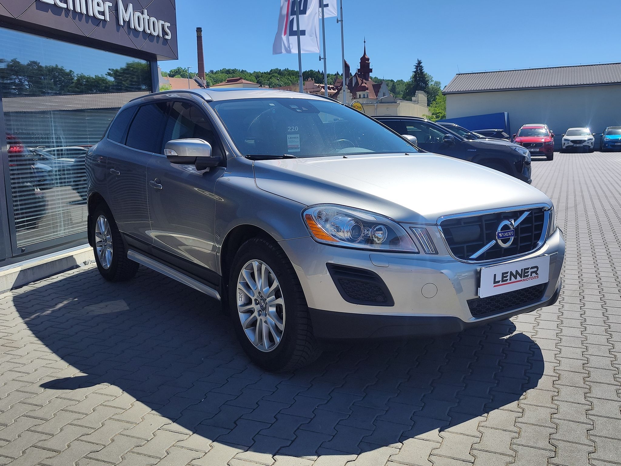 Volvo XC60, D5 2.4D/158kW Summum AWD - fotka 3