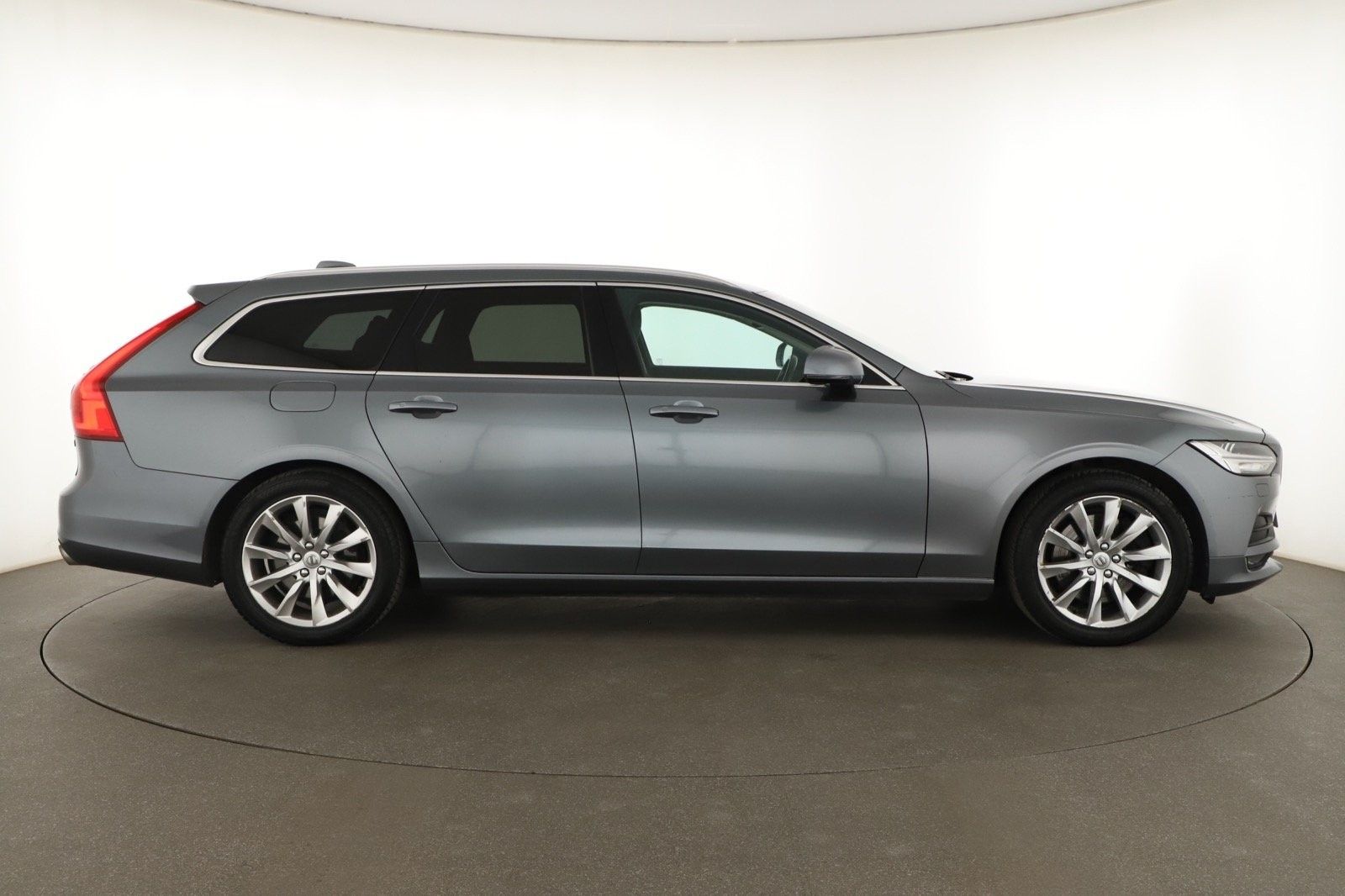 Volvo V90, D5 AWD, 4X4, Automat - fotka 6