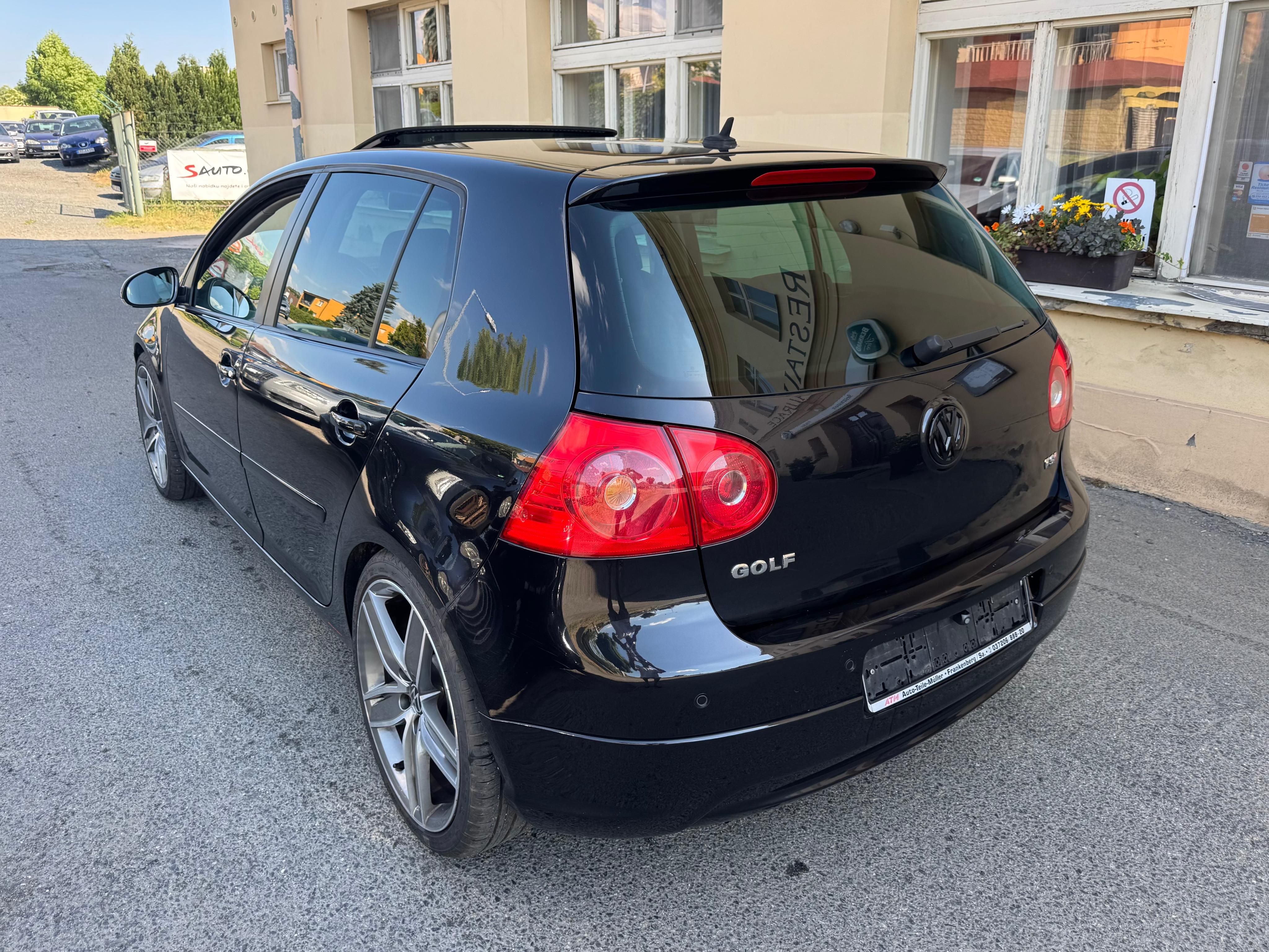 Volkswagen Golf, V. 1.4TSi GT Packet - fotka 4