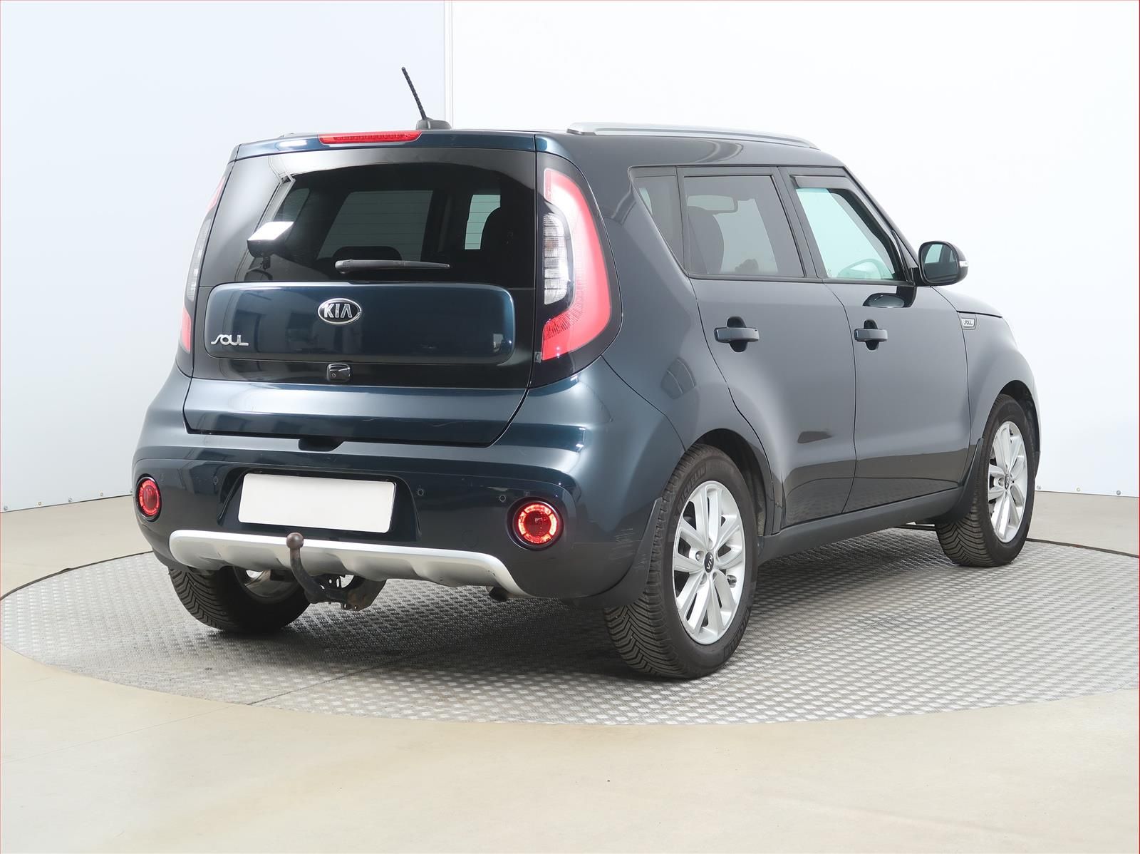 Kia Soul, 1.6 GDI, Navi, Kožené sedačky - fotka 5