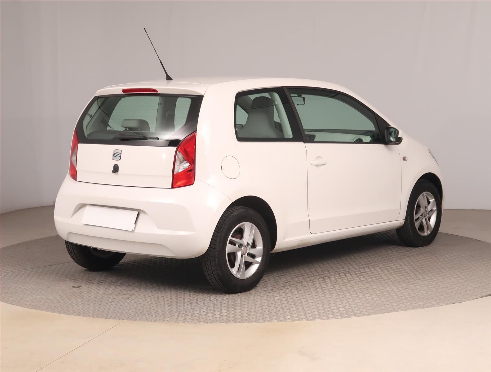 Seat Mii, 1.0 MPI, po STK, servisované - fotka 5