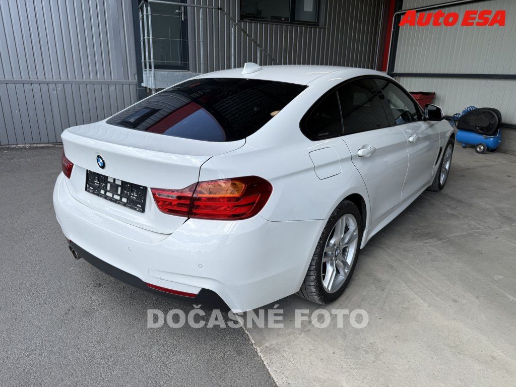 BMW Řada 4, 435d 435D XDrive - fotka 2