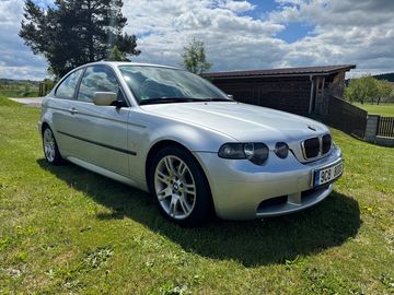 BMW E46 325ti Compact