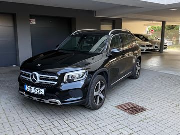 Mercedes-Benz GLB 220 d