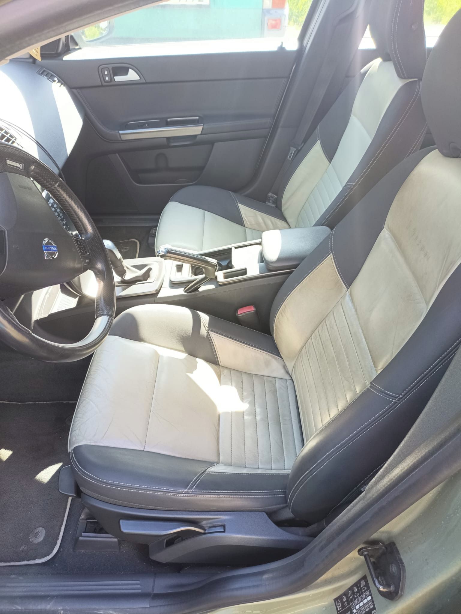 Volvo V50, Volvo V50, 2.0D nová stk - fotka 6