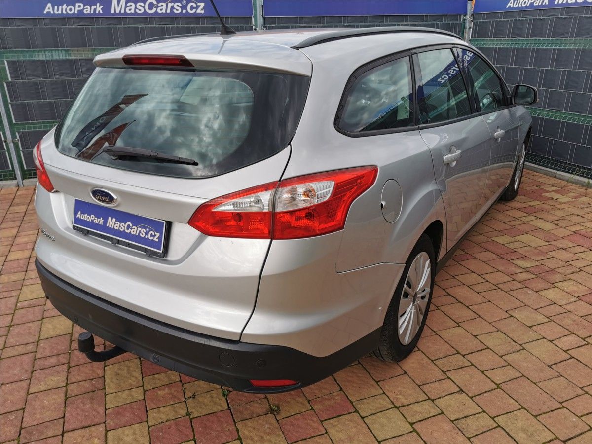 Ford Focus, 1.6 Ti-VCT Trend - fotka 5