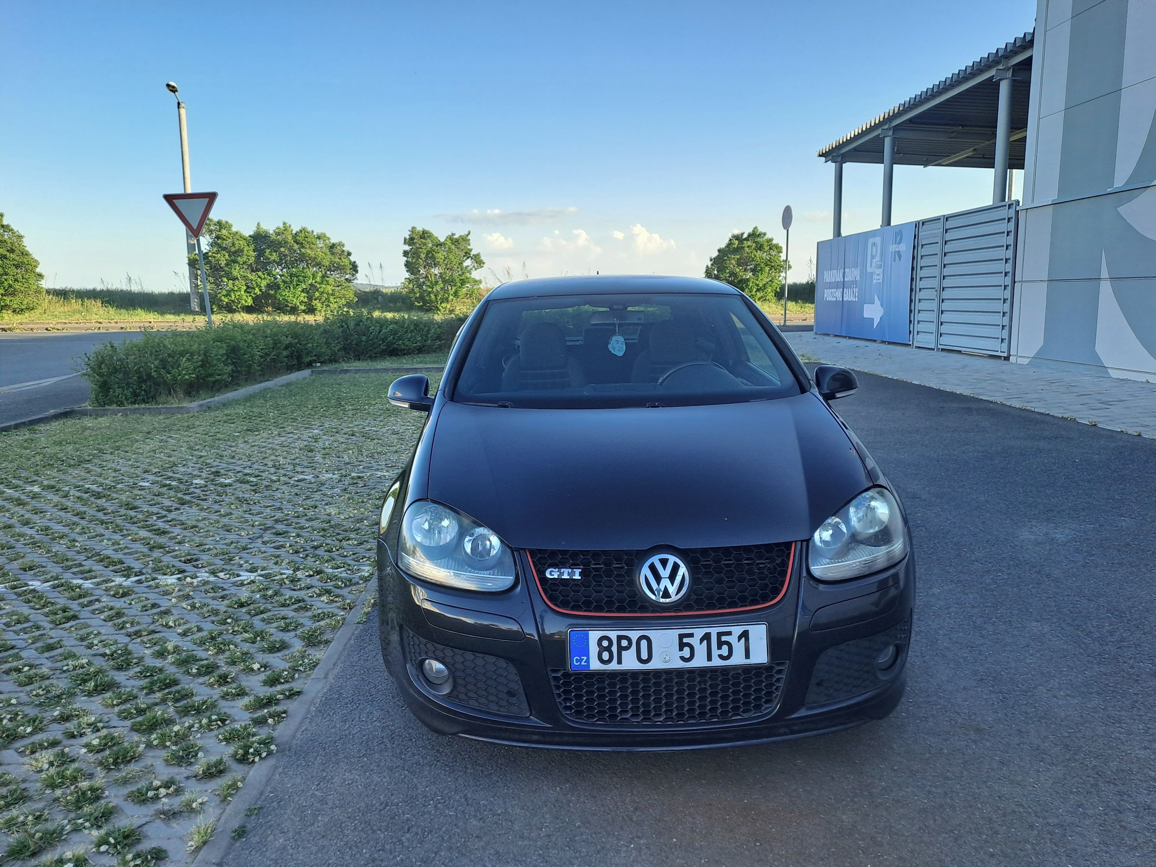 Volkswagen Golf, 2.0TFSI 147KW GTI - fotka 2