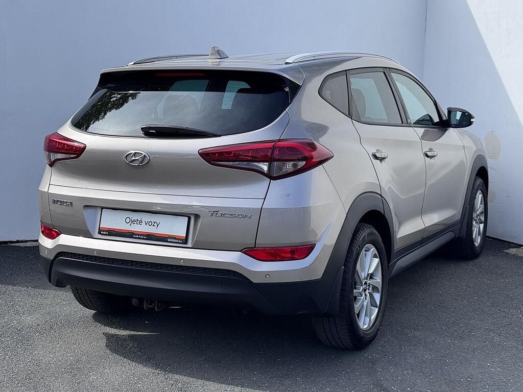 Hyundai Tucson, Go 1.7 _ kW - fotka 2