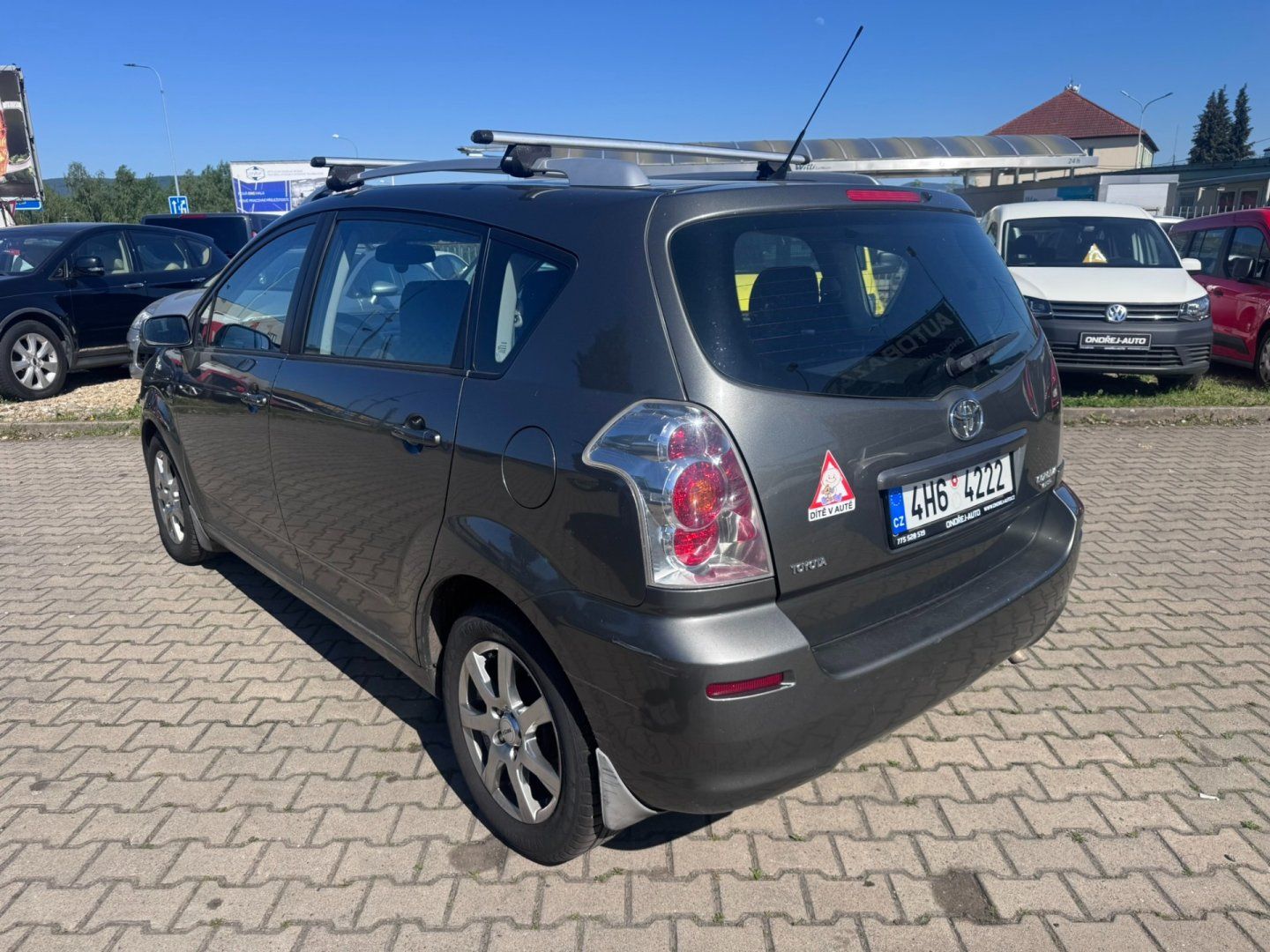 Toyota Corolla Verso, AUTOMAT 1,8i VVT-i 95 KW ČR - fotka 4
