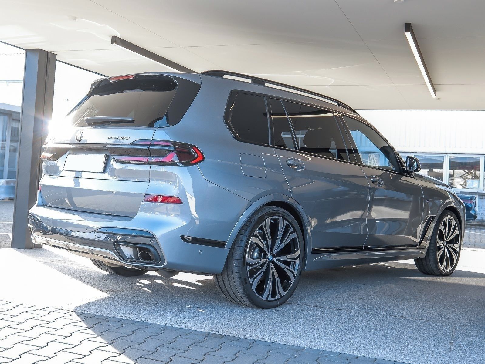 BMW X7, X7 xDrive40d M Sport HUD PANO - fotka 2