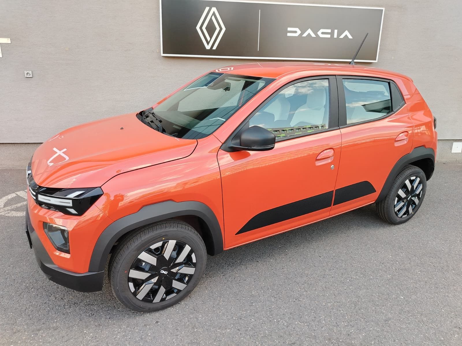 Dacia Spring, Expression 65 - fotka 3