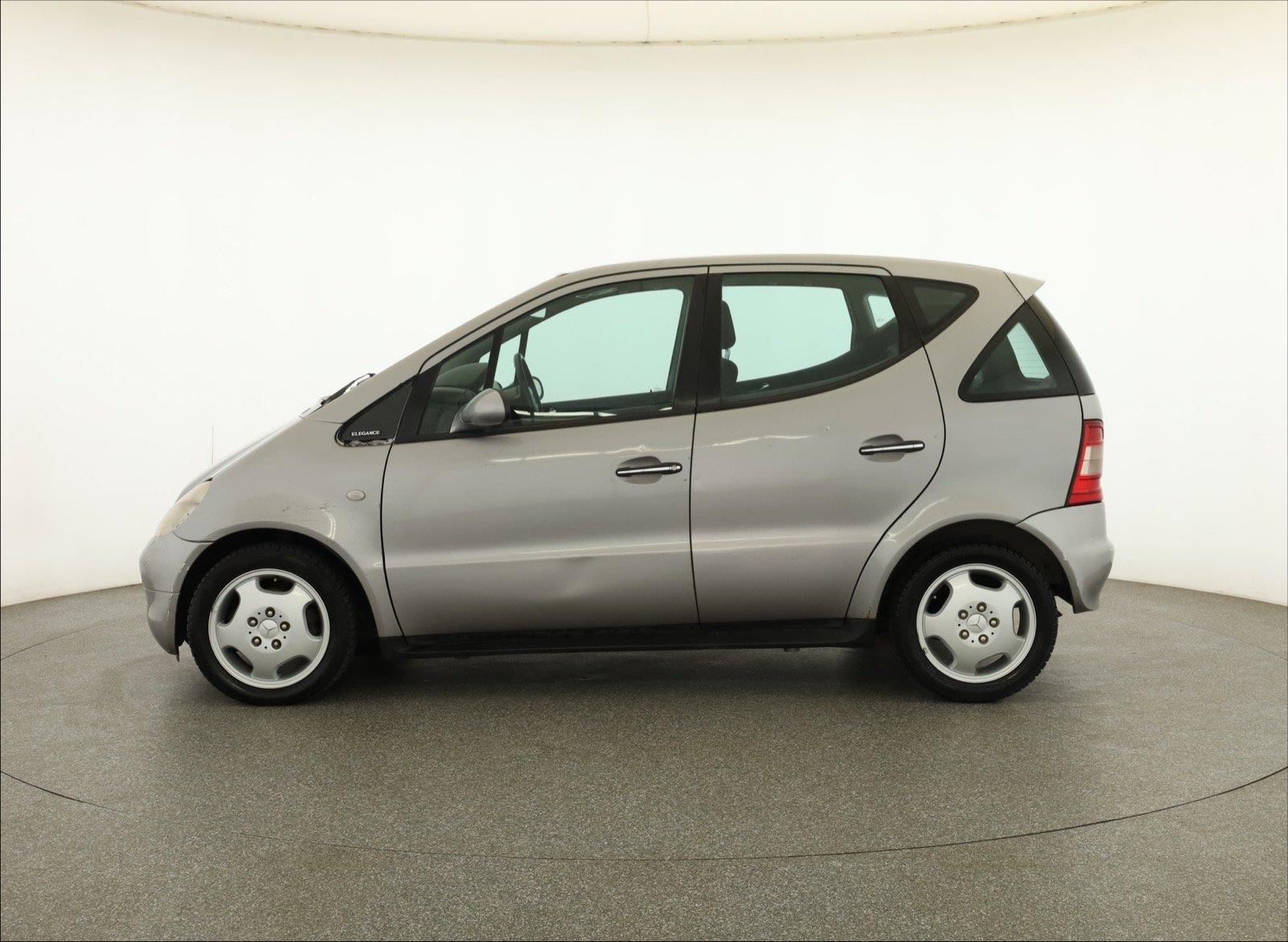Mercedes-Benz Třídy A, 170 CDI, Automat, rezervace - fotka 3