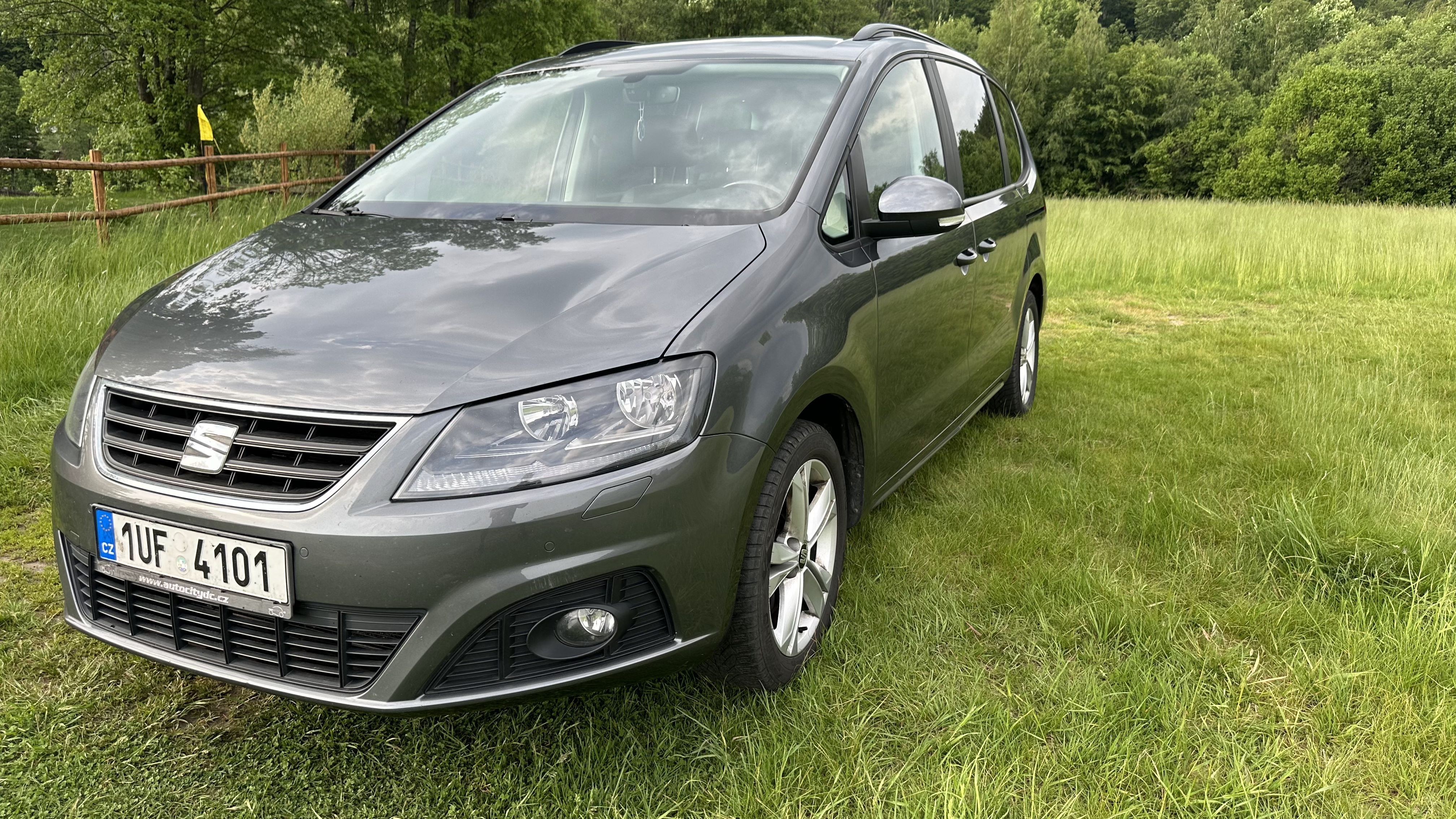 Seat Alhambra, 110kW, 4x4, 7 míst, tažné - fotka 2