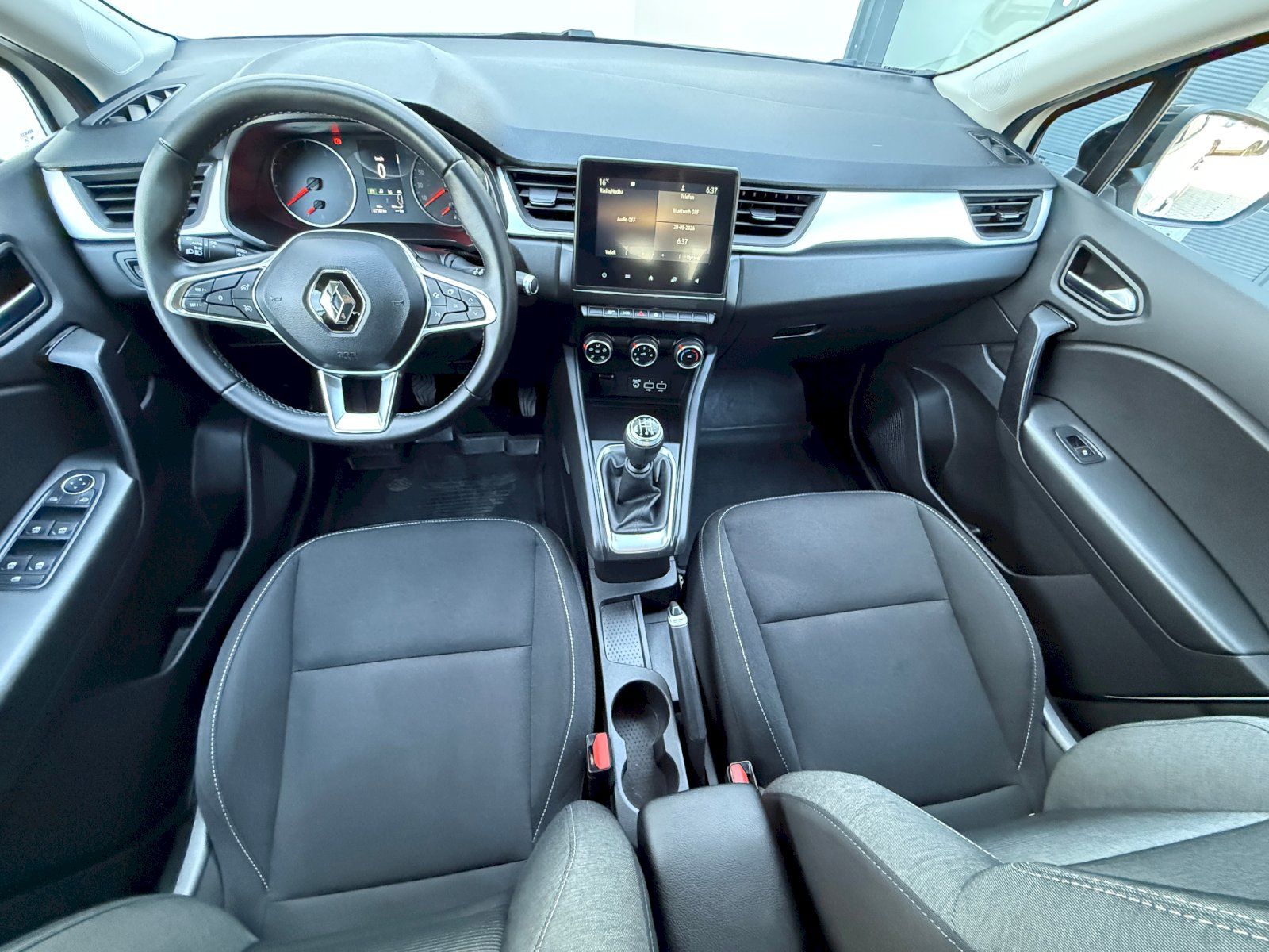 Renault Captur, TCe 74kW/100PS CZ 1.majitel - fotka 5