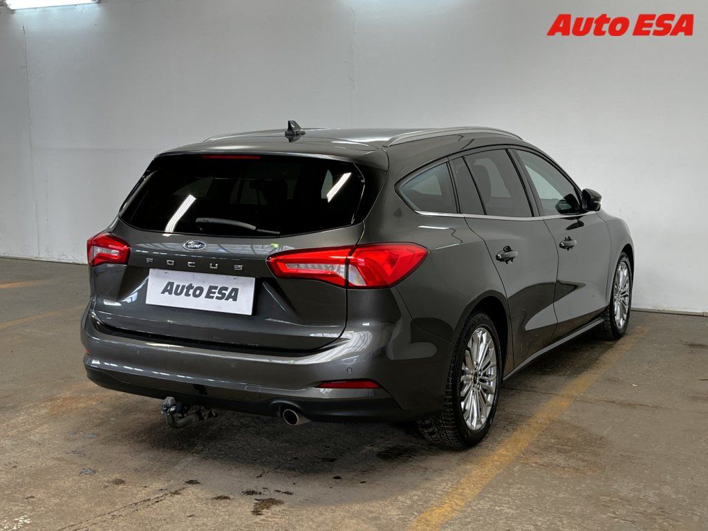 Ford Focus, 1.5 TDCI,Titanium,LED,TZ - fotka 4