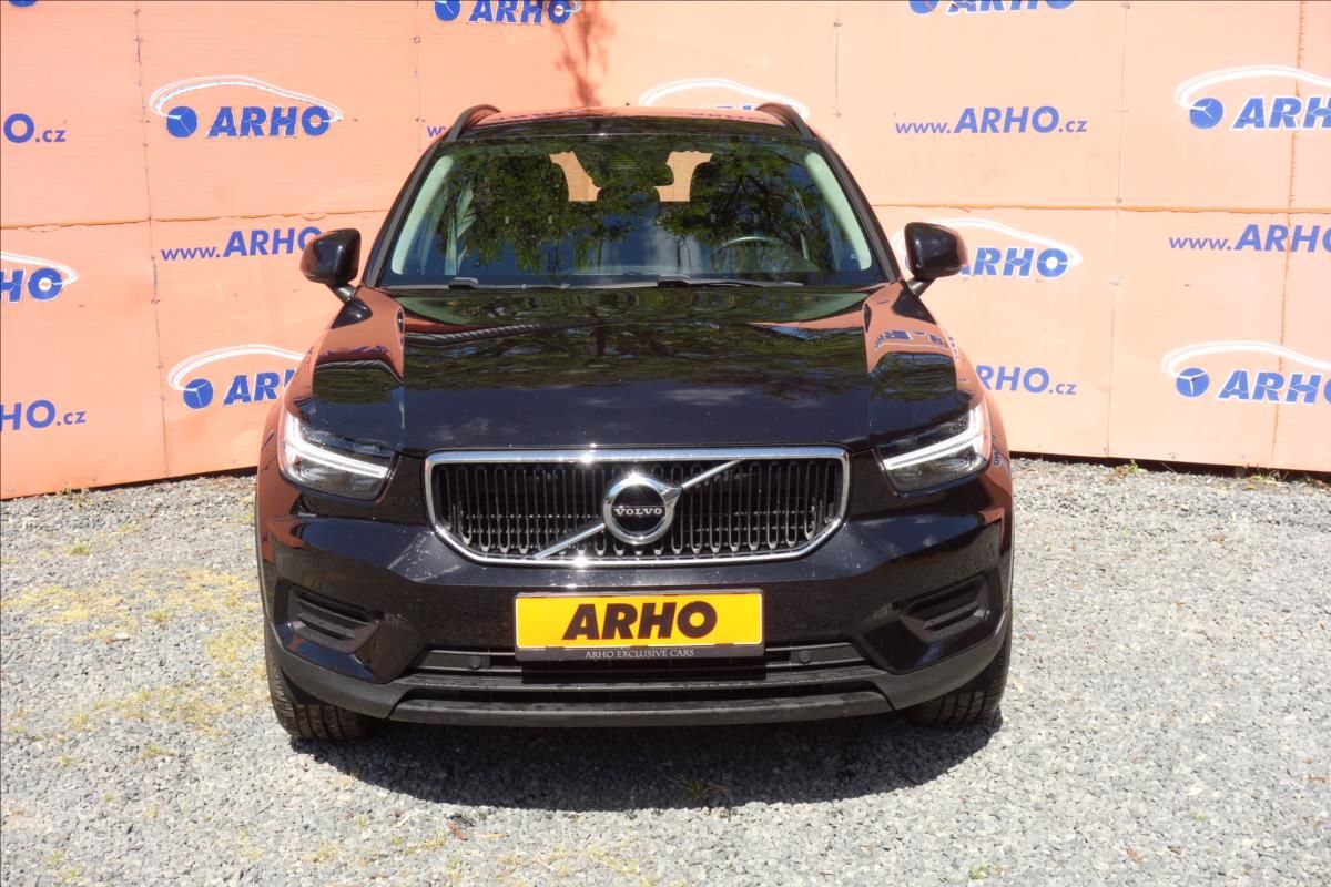 Volvo XC40, 2,0 D3 110KW, MANUAL, FWD. - fotka 2