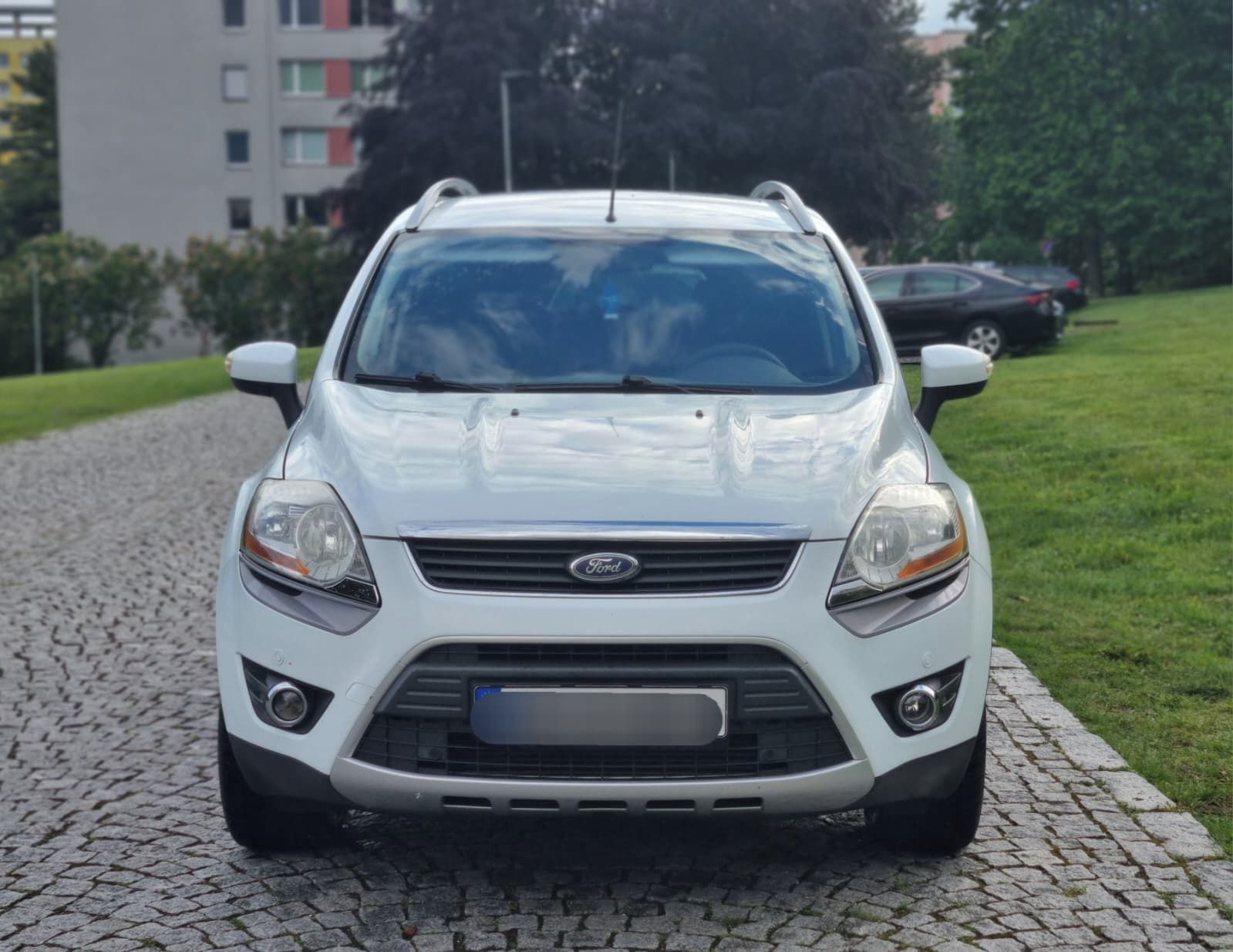 Ford Kuga, 2.0 TDCi 100 kW Klima 4x4 Tažn - fotka 2